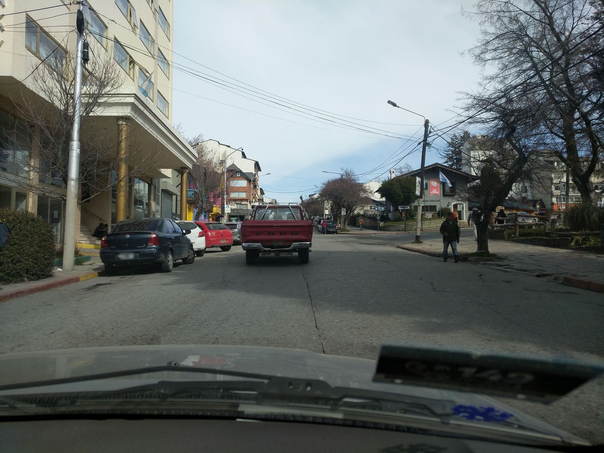 Street view near Vai garden, San Carlos de Bariloche — © zentown (CC BY-SA · Mapillary)
