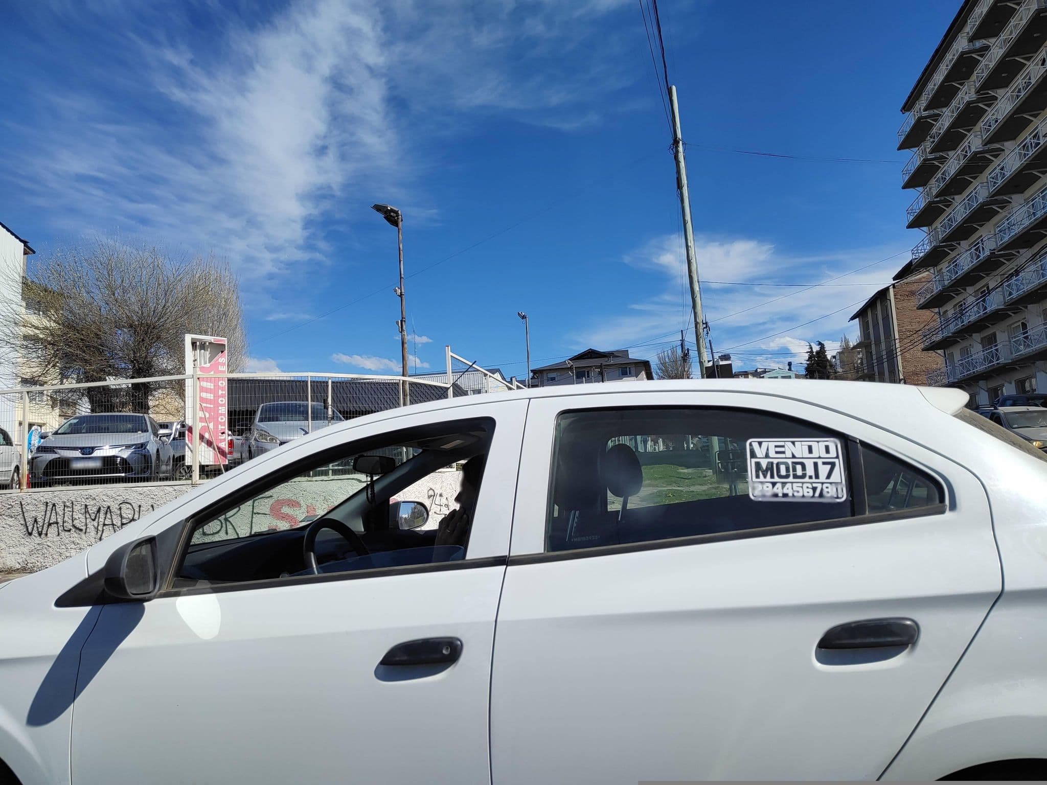 Street view near Hotel Costa del Lago, San Carlos de Bariloche — © Kaart_Local (CC BY-SA · Mapillary)