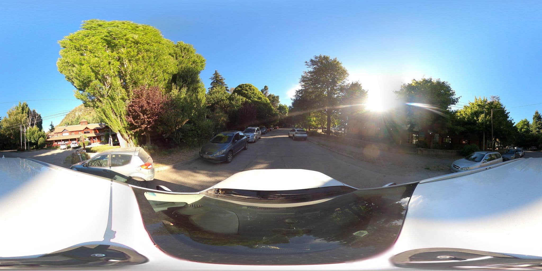 Street view near Hotel Roca, San Martín de los Andes — © Kaart_Local (CC BY-SA · Mapillary)