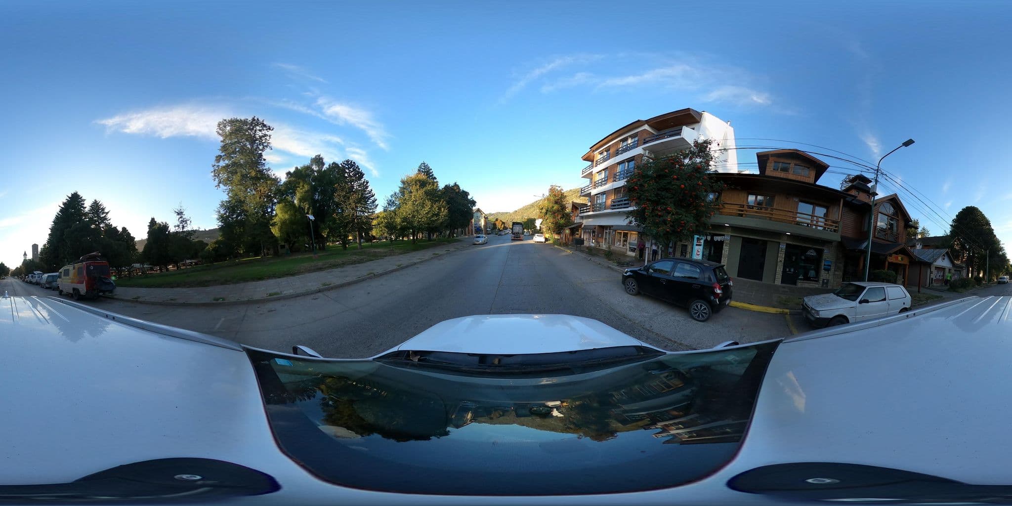 Street view near Alhue Patagonia Hostel, San Martín de los Andes — © Kaart_Local (CC BY-SA · Mapillary)