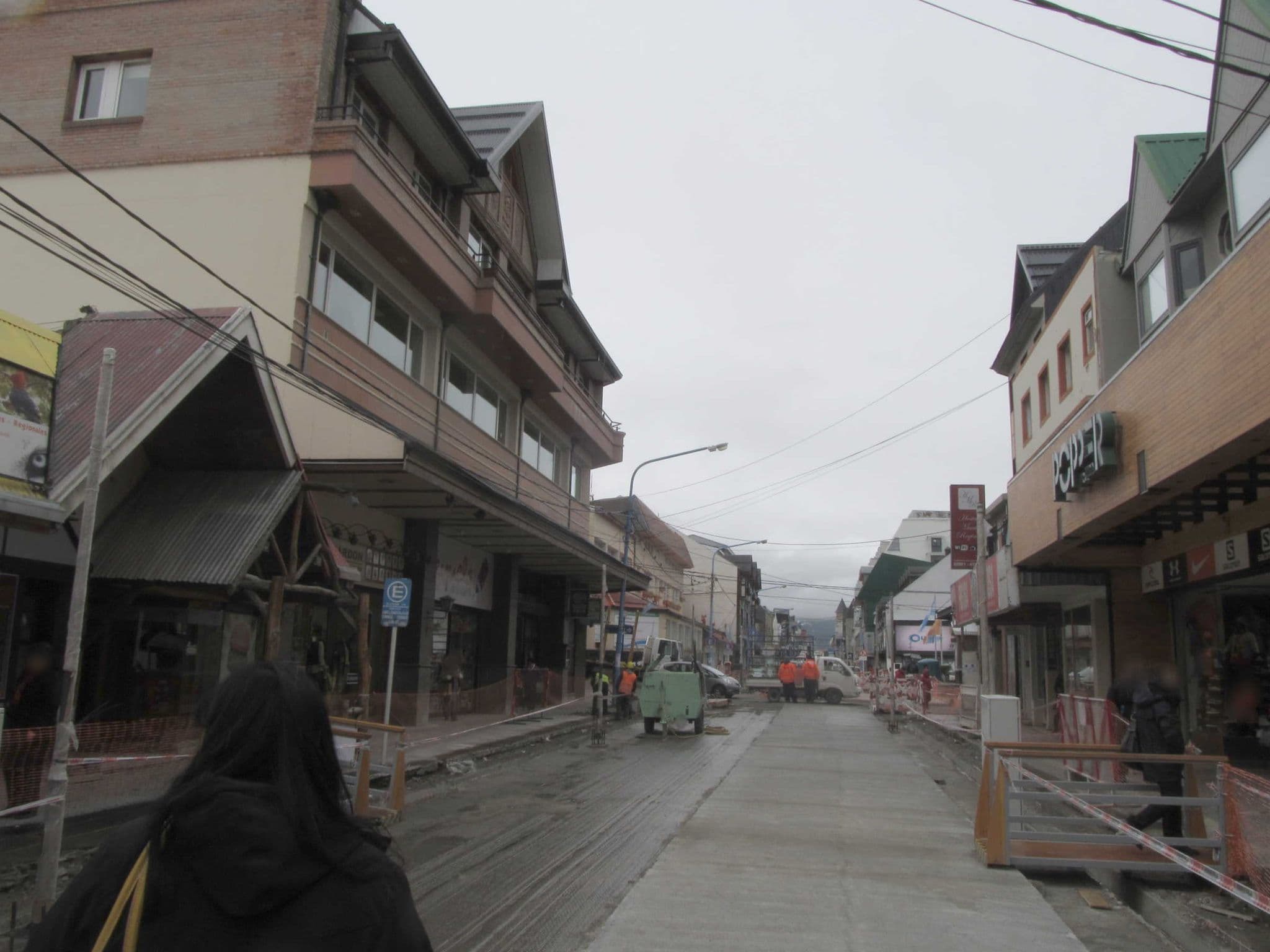 Street view near Hotel Cesar, Ushuaia — © sk53 (CC BY-SA · Mapillary)