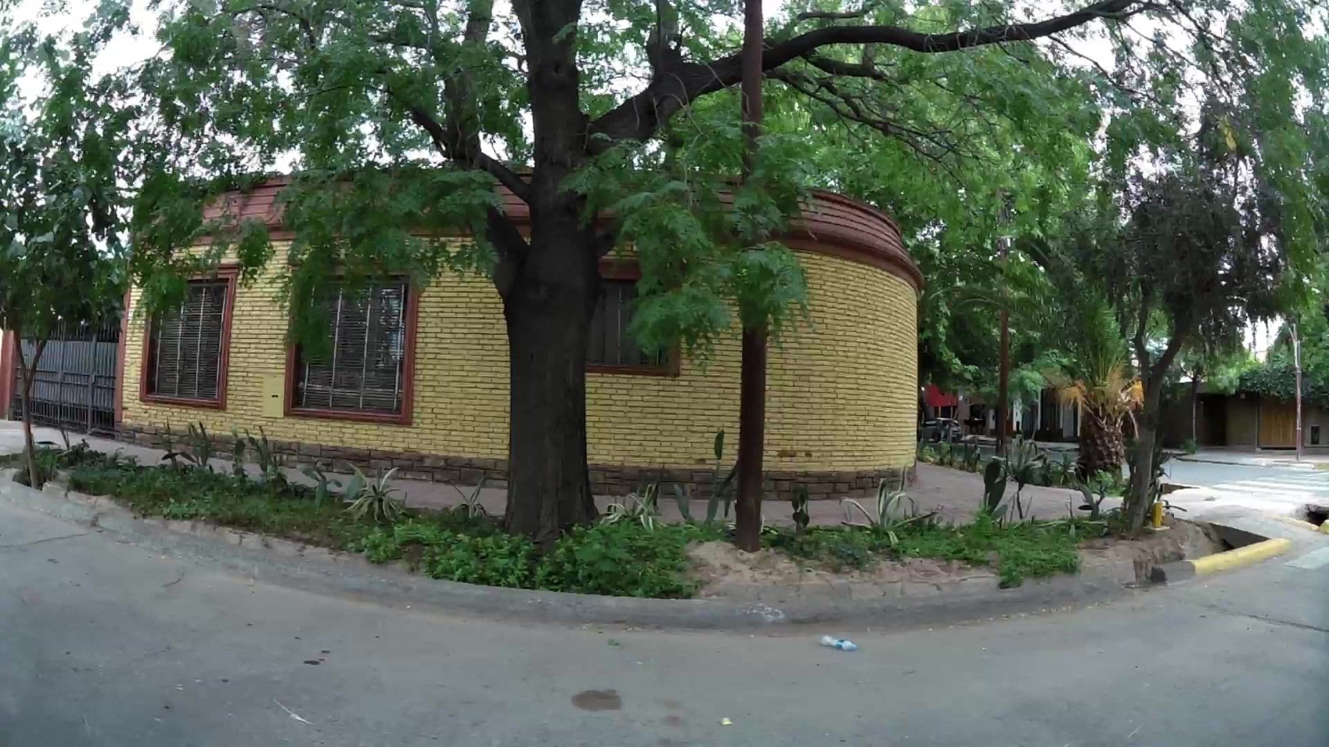 Street view near Tanino Guest House, Mendoza — © kaartcam (CC BY-SA · Mapillary)