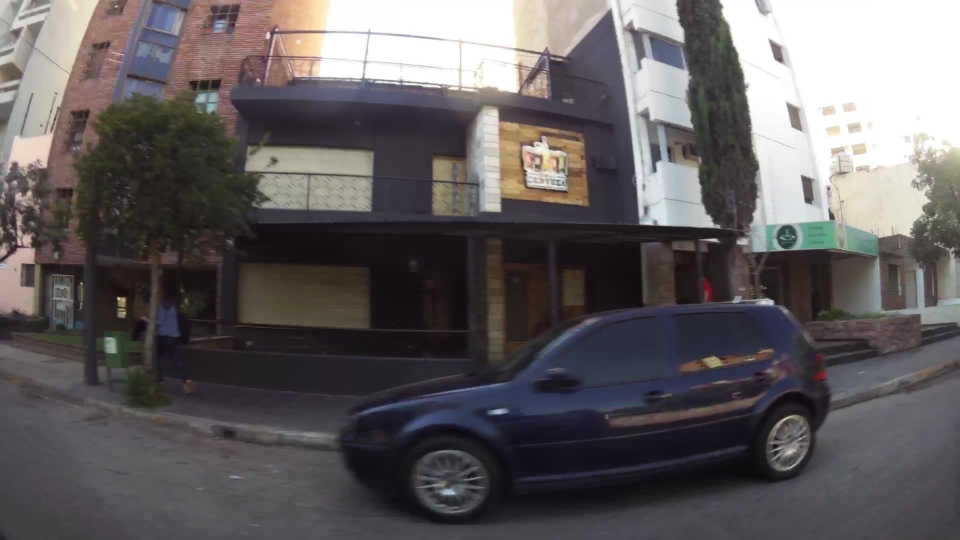 Street view near Catre Diem - Hostel Cultural (speaklink house), Córdoba — © kaartcam (CC BY-SA · Mapillary)