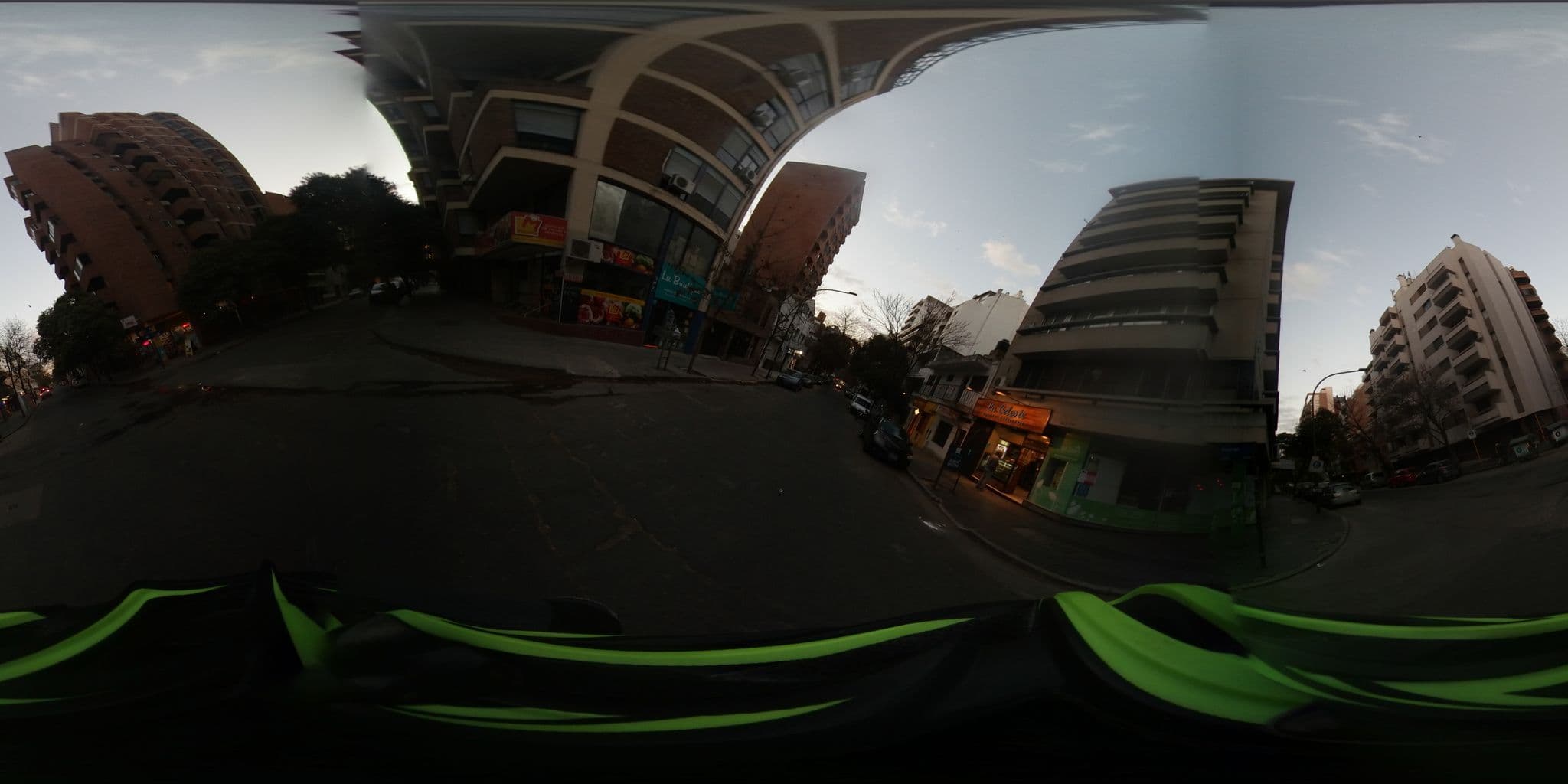 Street view near Colegio Mayor Universitario J M Estrada, Córdoba — © kjuanman (CC BY-SA · Mapillary)