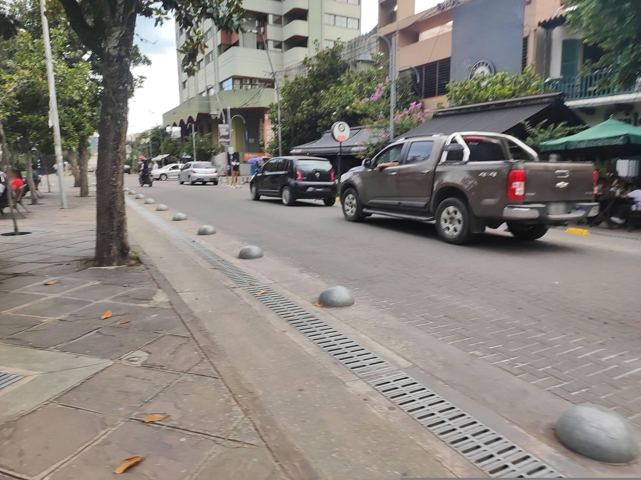 Street view near Hostel Wawqi, San Salvador de Jujuy — © diegokrein (CC BY-SA · Mapillary)