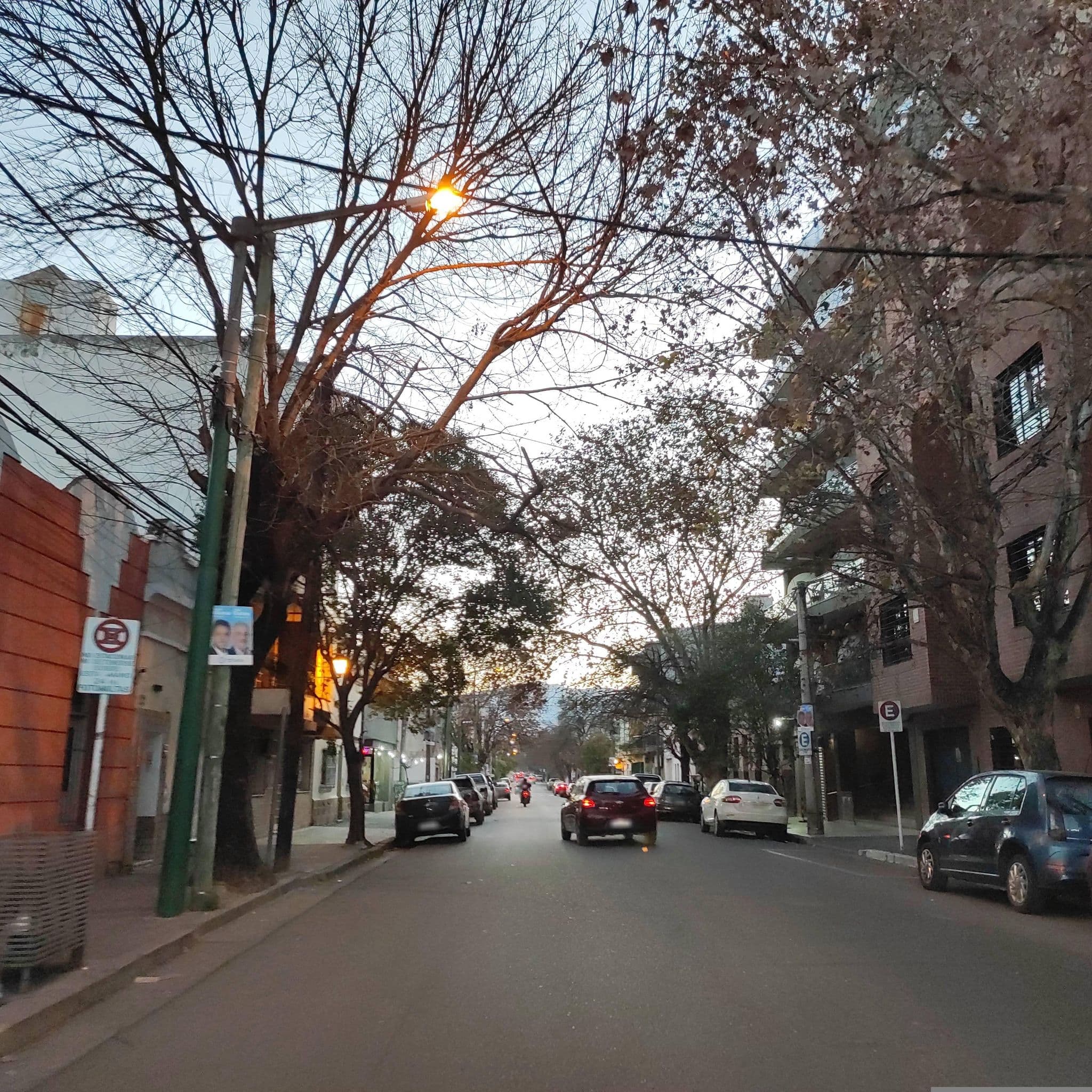 Street view near econ hotel, Salta — © diegokrein (CC BY-SA · Mapillary)