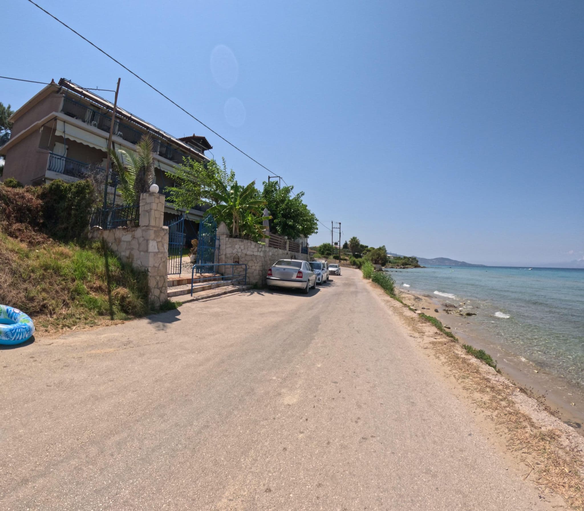 Street view near Thalassa Studios, Katastárion — © krzyk (CC BY-SA · Mapillary)