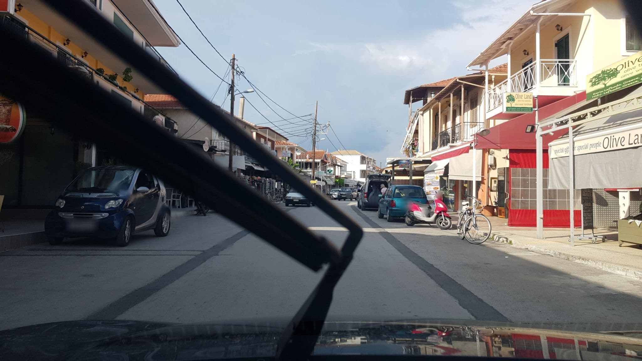 Street view near Eleni Rooms, Nidhríon — © roadroid (CC BY-SA · Mapillary)