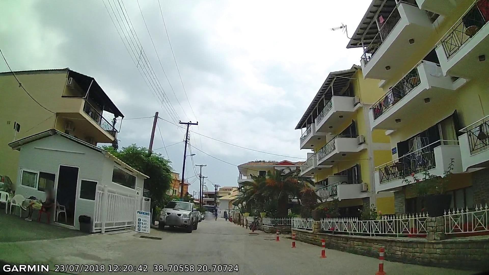 Street view near Villa Metropol, Nidhríon — © pppetros (CC BY-SA · Mapillary)