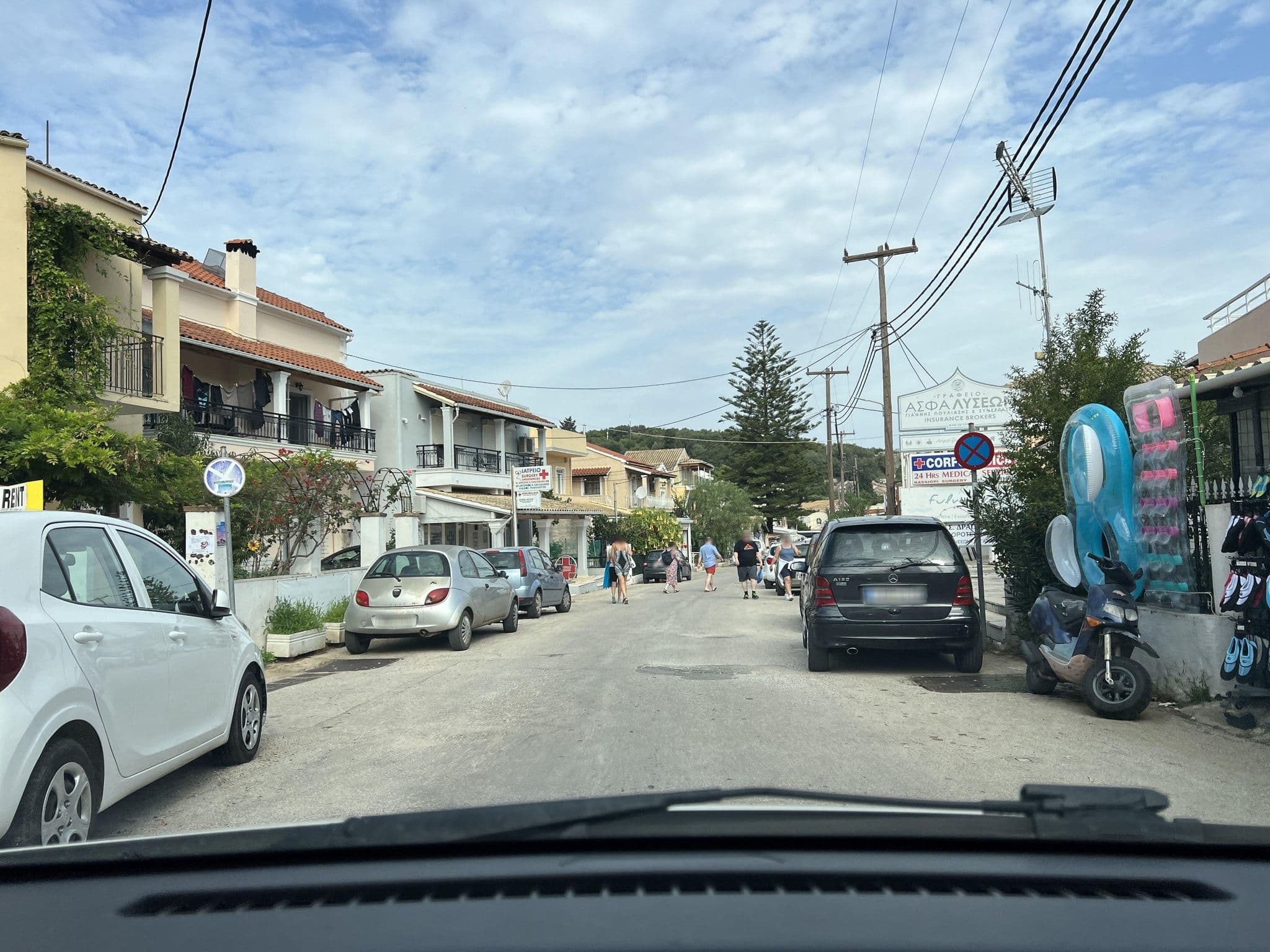 Street view near Lofos Hotel - Κυρου Κ Σπυριδουλά, Acharávi — © VMConsulting (CC BY-SA · Mapillary)