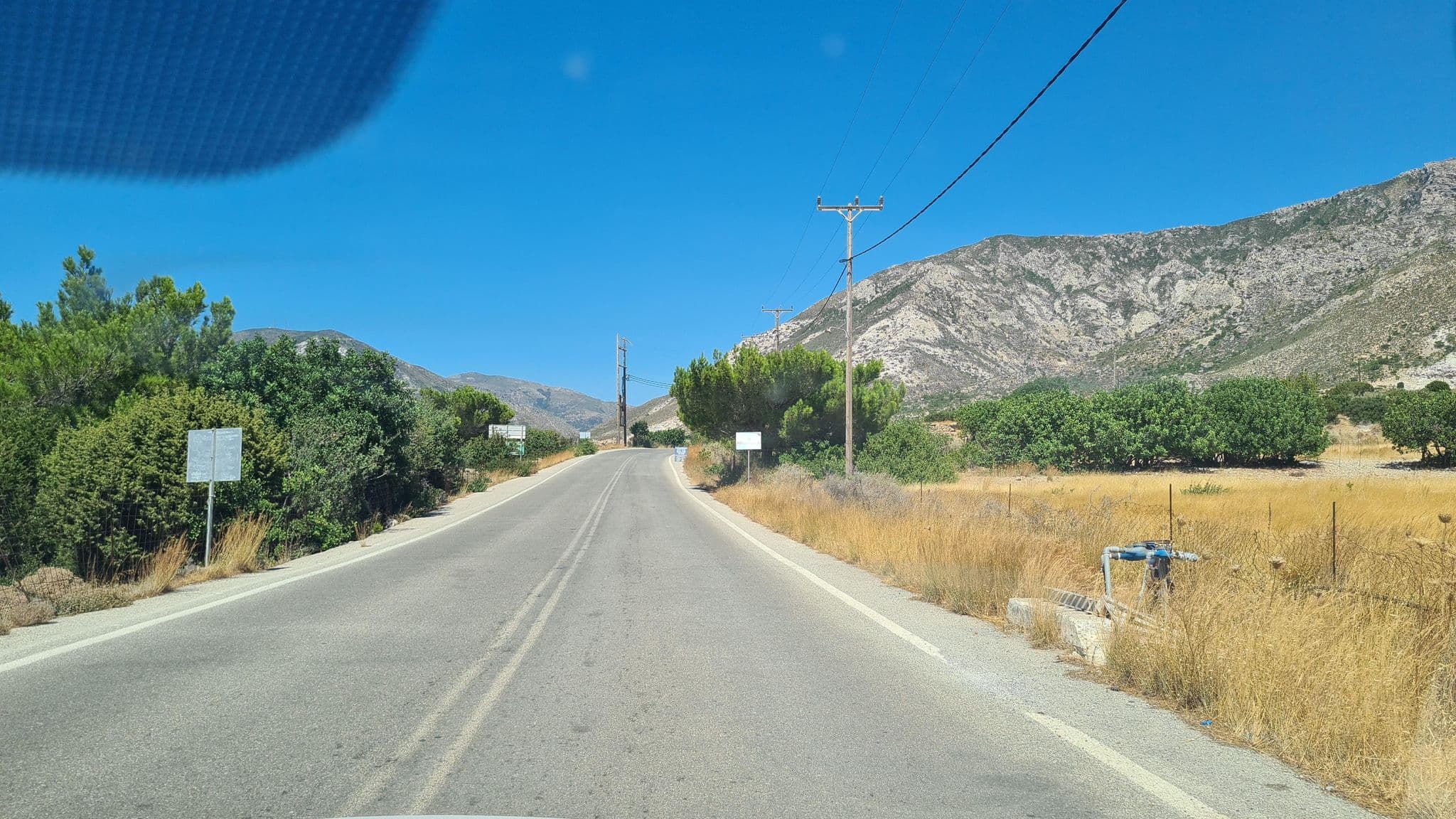 Street view near Xasteria, Palaióchora — © dsmm (CC BY-SA · Mapillary)