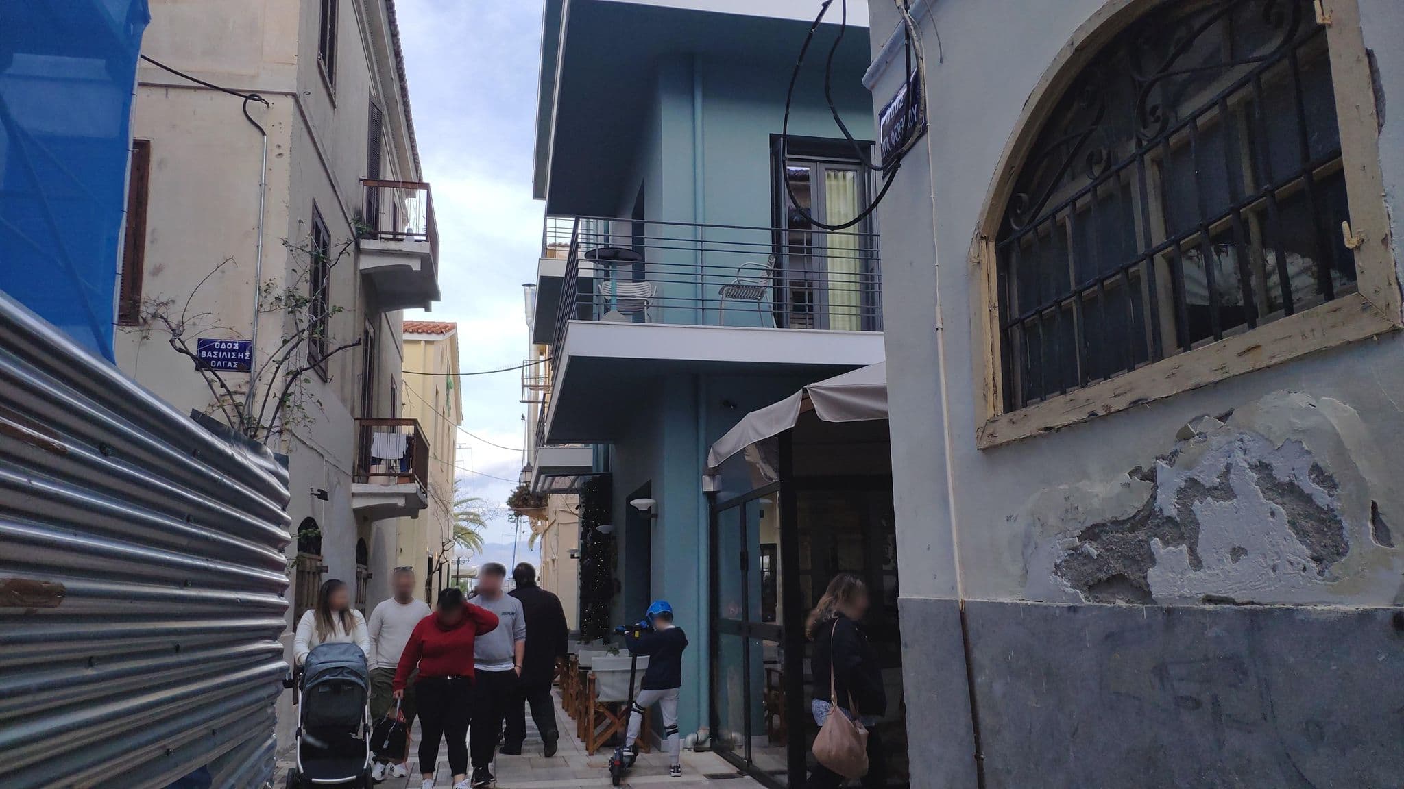 Street view near Latini Family Hotel, Náfplio — © pppetros (CC BY-SA · Mapillary)