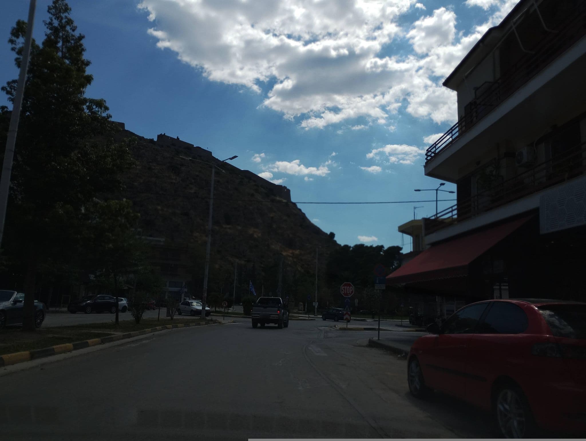 Street view near Εν Αλλοιω Νο2, Náfplio — © George_210 (CC BY-SA · Mapillary)