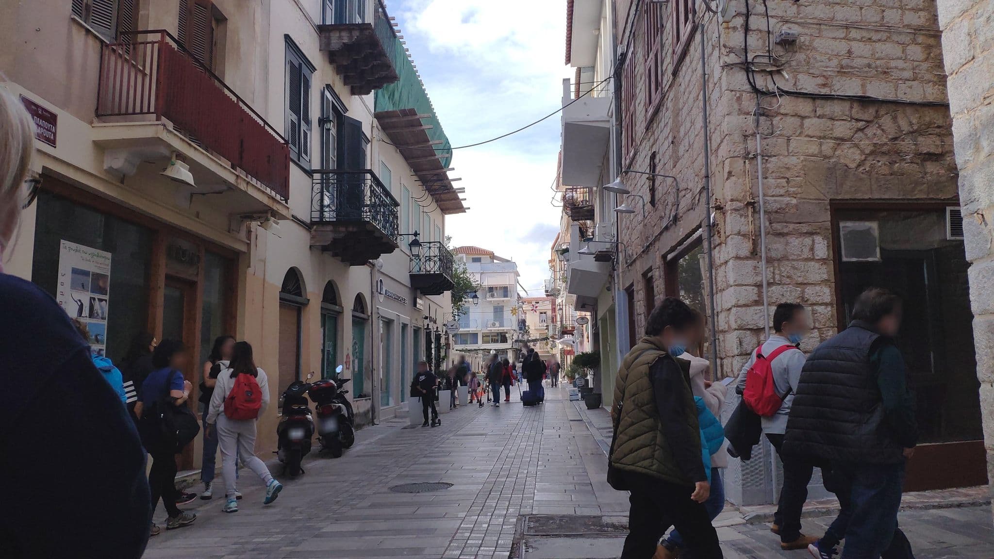 Street view near Dias Hotel Nafplion, Náfplio — © pppetros (CC BY-SA · Mapillary)