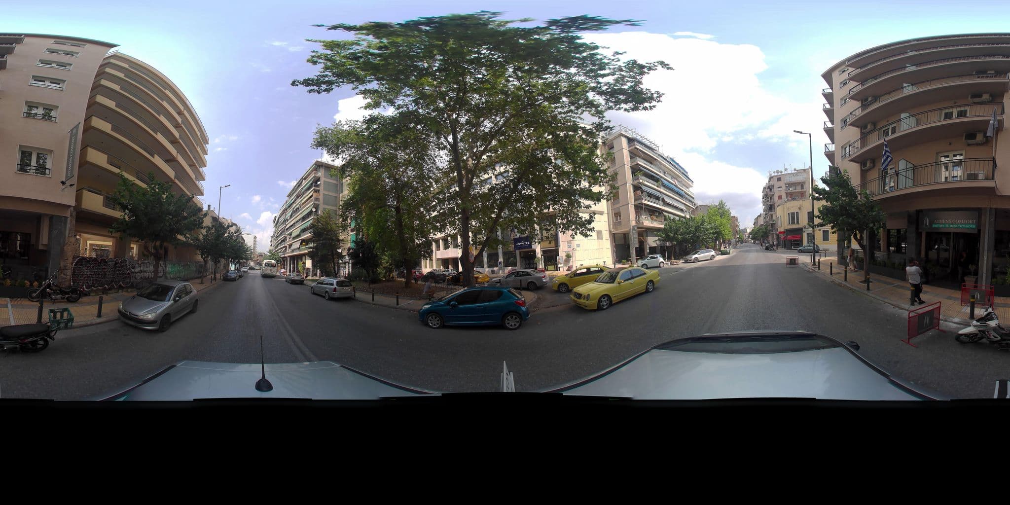 Street view near Novotel Athenes, Athens — © zaf3kala (CC BY-SA · Mapillary)