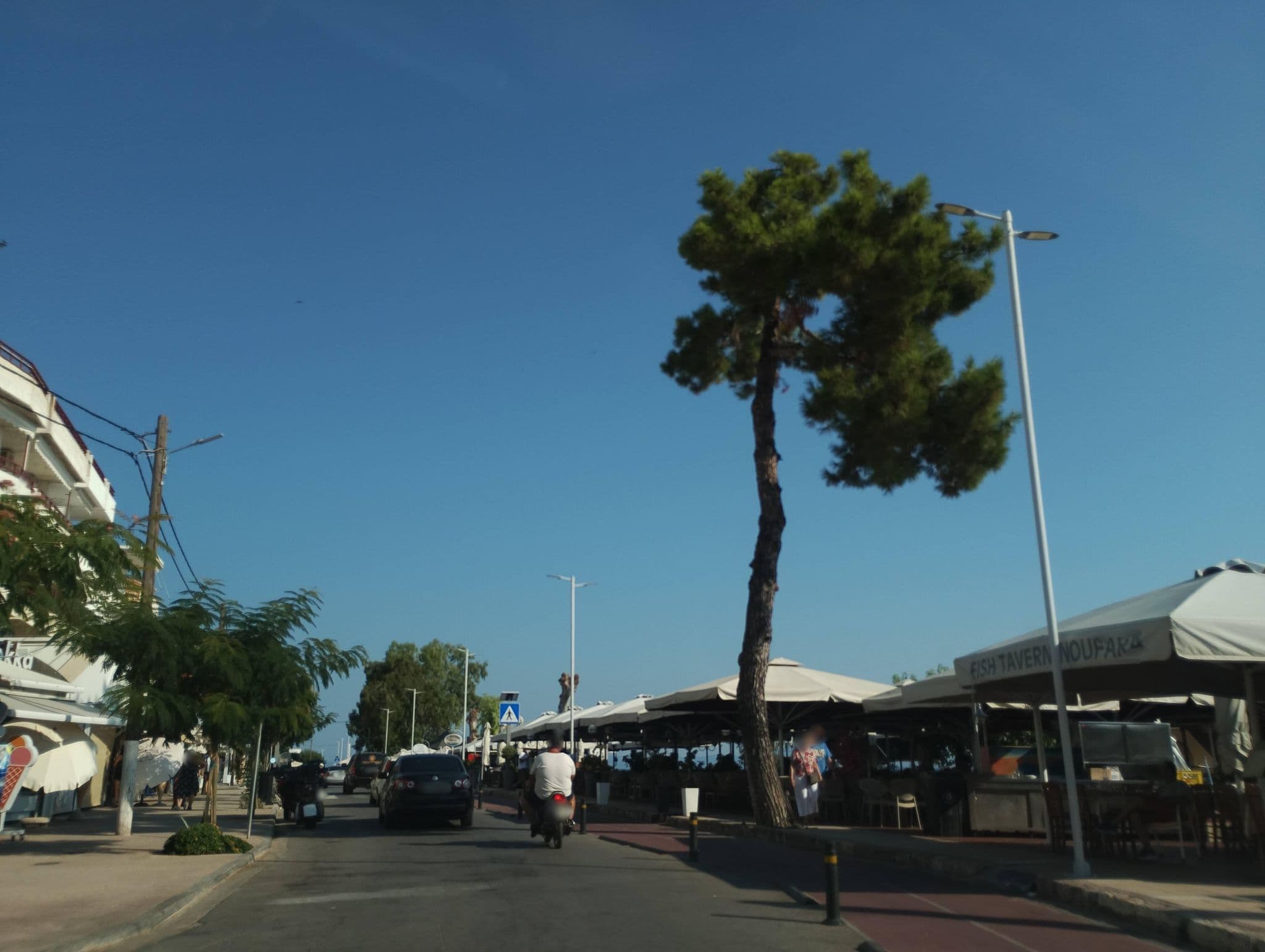 Street view near Avra Spa Hotel, Loutrá Aidhipsoú — © George_210 (CC BY-SA · Mapillary)