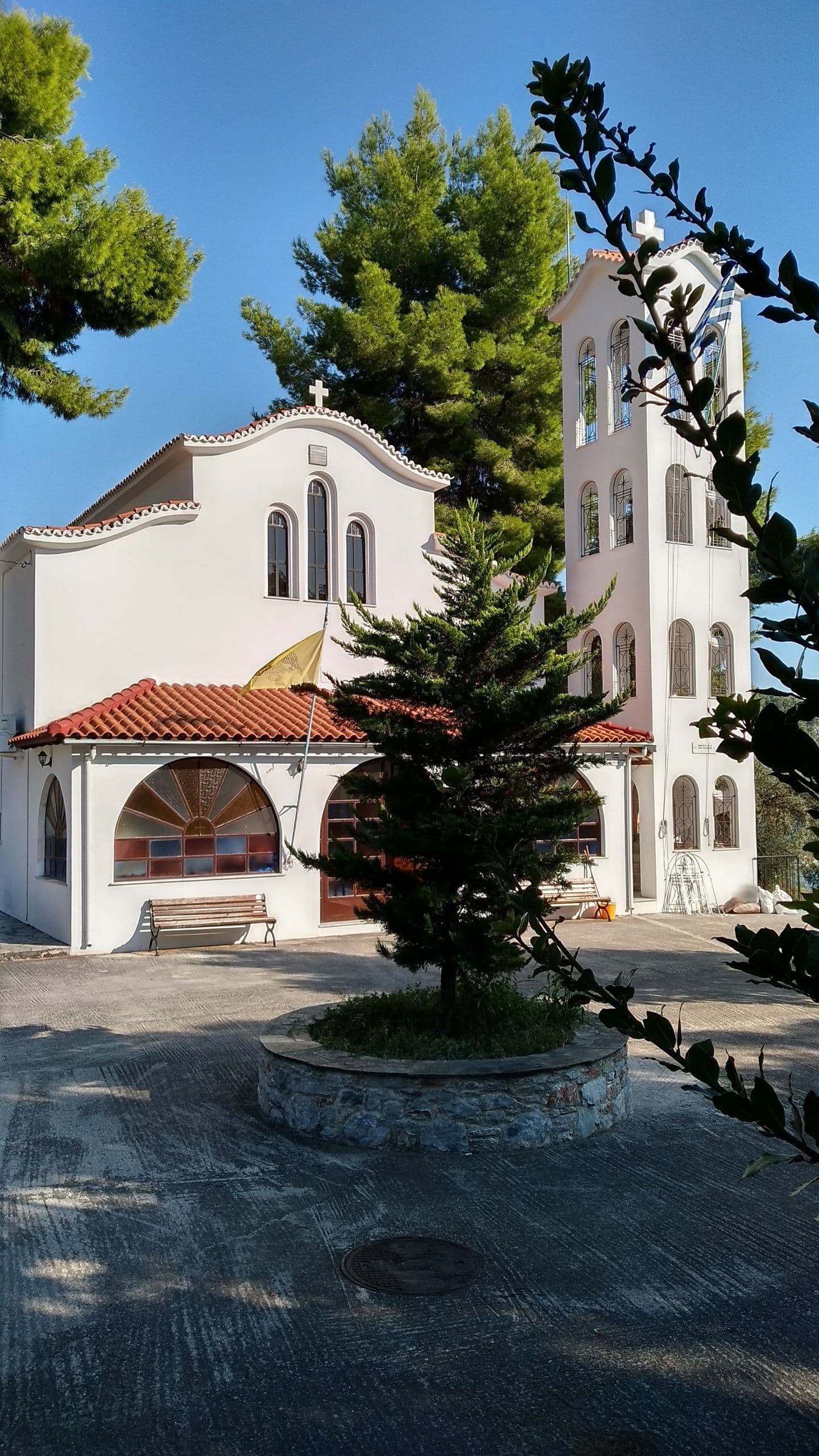 Street view near Μάχη, Skópelos — © resser55 (CC BY-SA · Mapillary)