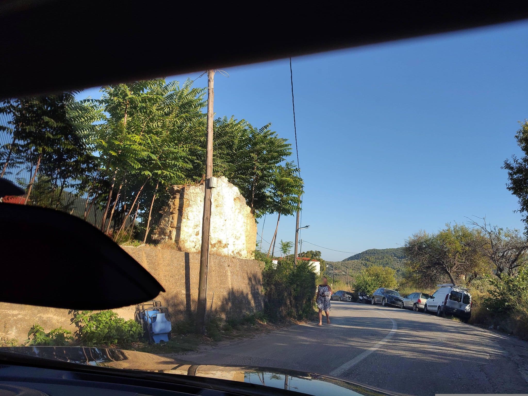 Street view near Παντελησ - Τσουκαλα Π Αγγελικη, Skópelos — © majovajo (CC BY-SA · Mapillary)