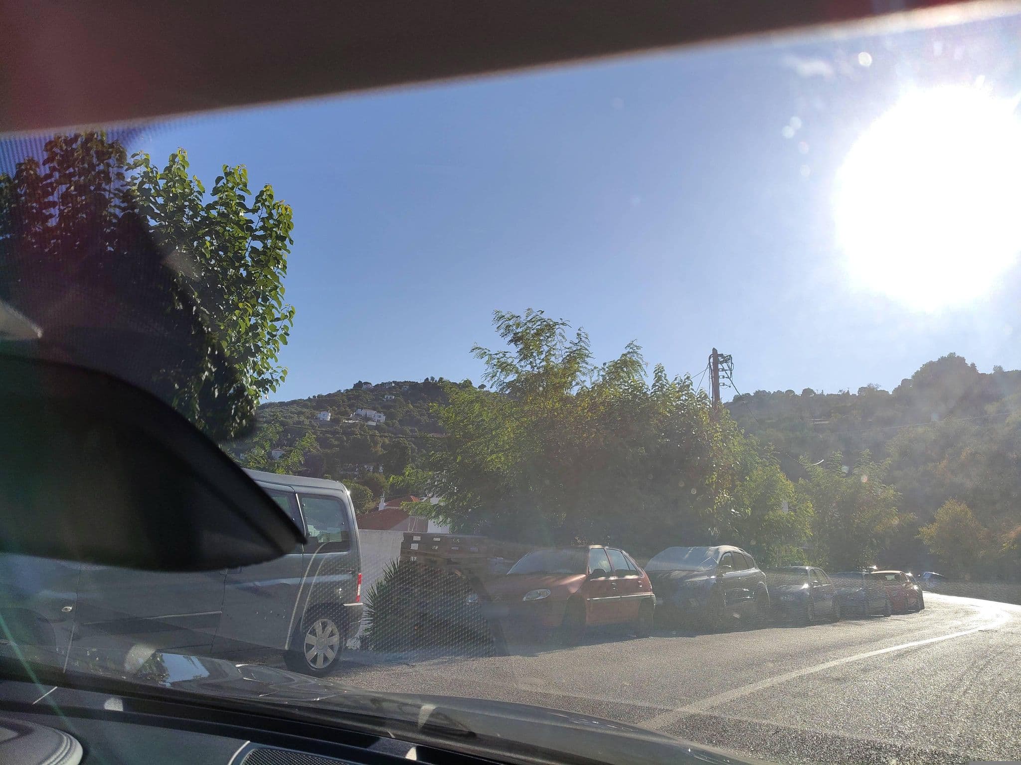 Street view near Efi Panorama, Skópelos — © majovajo (CC BY-SA · Mapillary)