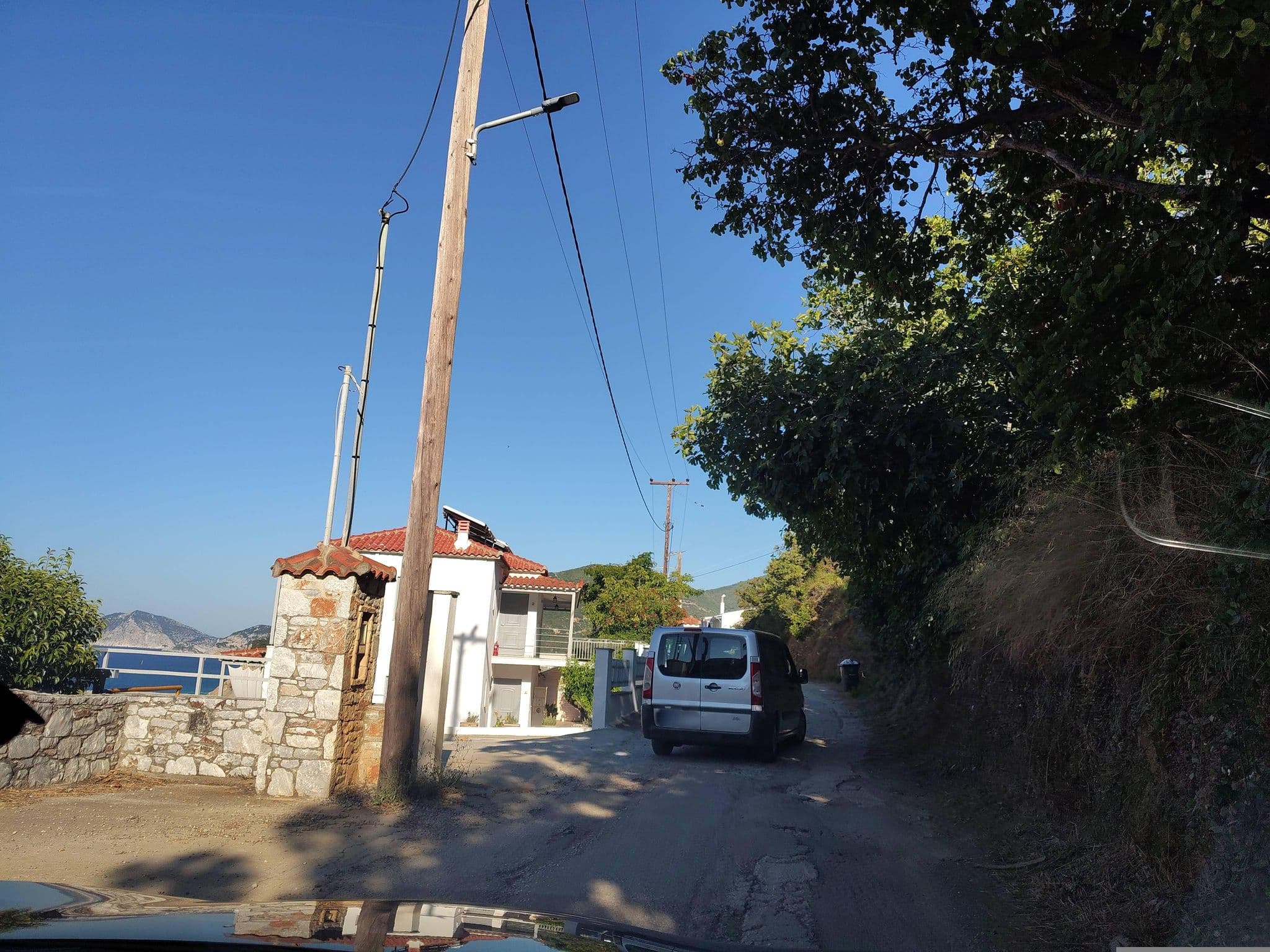 Street view near Gianna studios Skopelos, Skópelos — © majovajo (CC BY-SA · Mapillary)