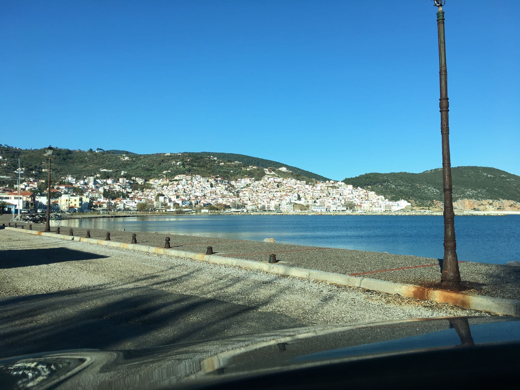 Street view near Spitalia Appartments, Skópelos — © wazer (CC BY-SA · Mapillary)