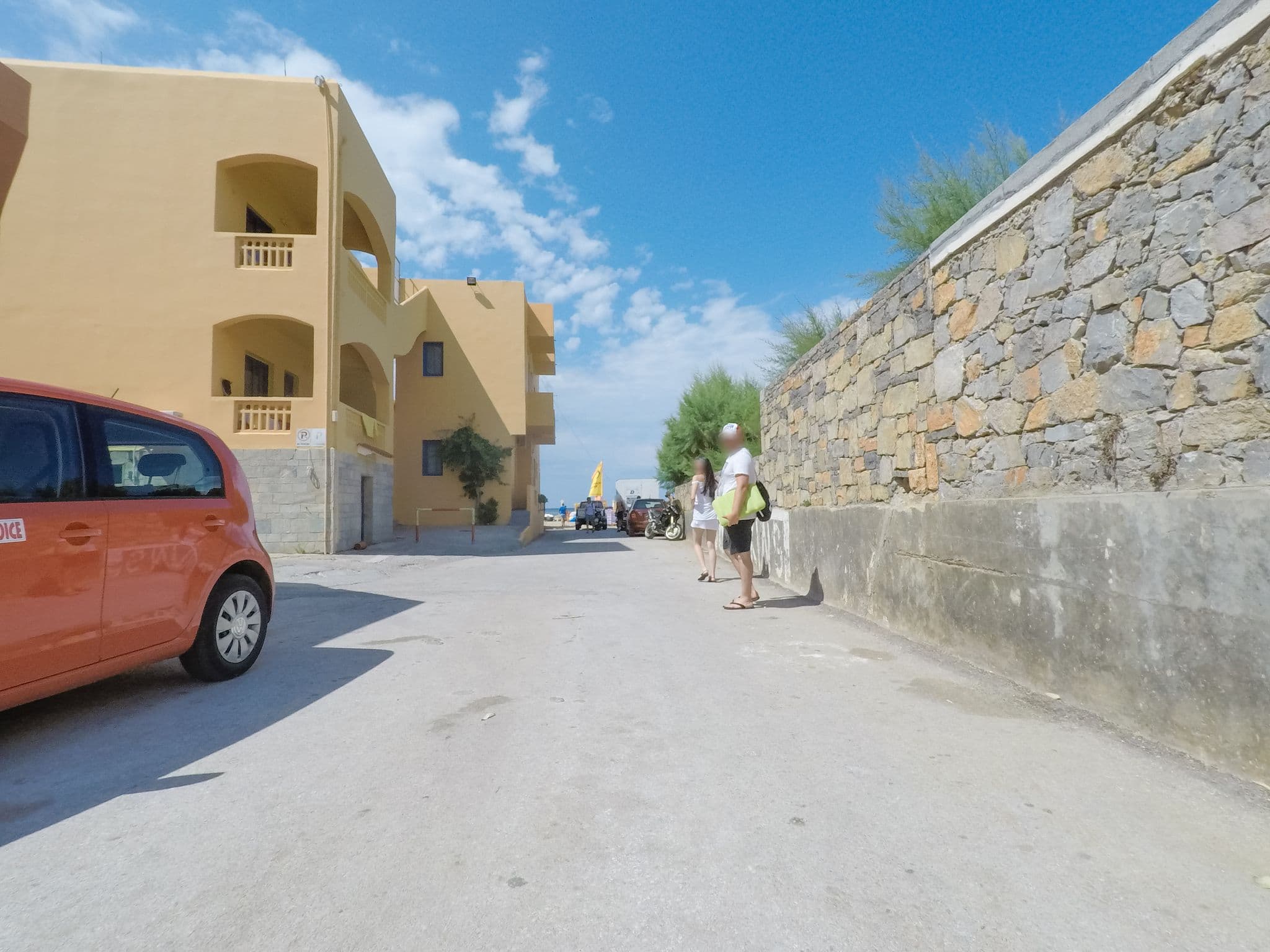Street view near Miramare High Beach Annex, Mália — © esario (CC BY-SA · Mapillary)