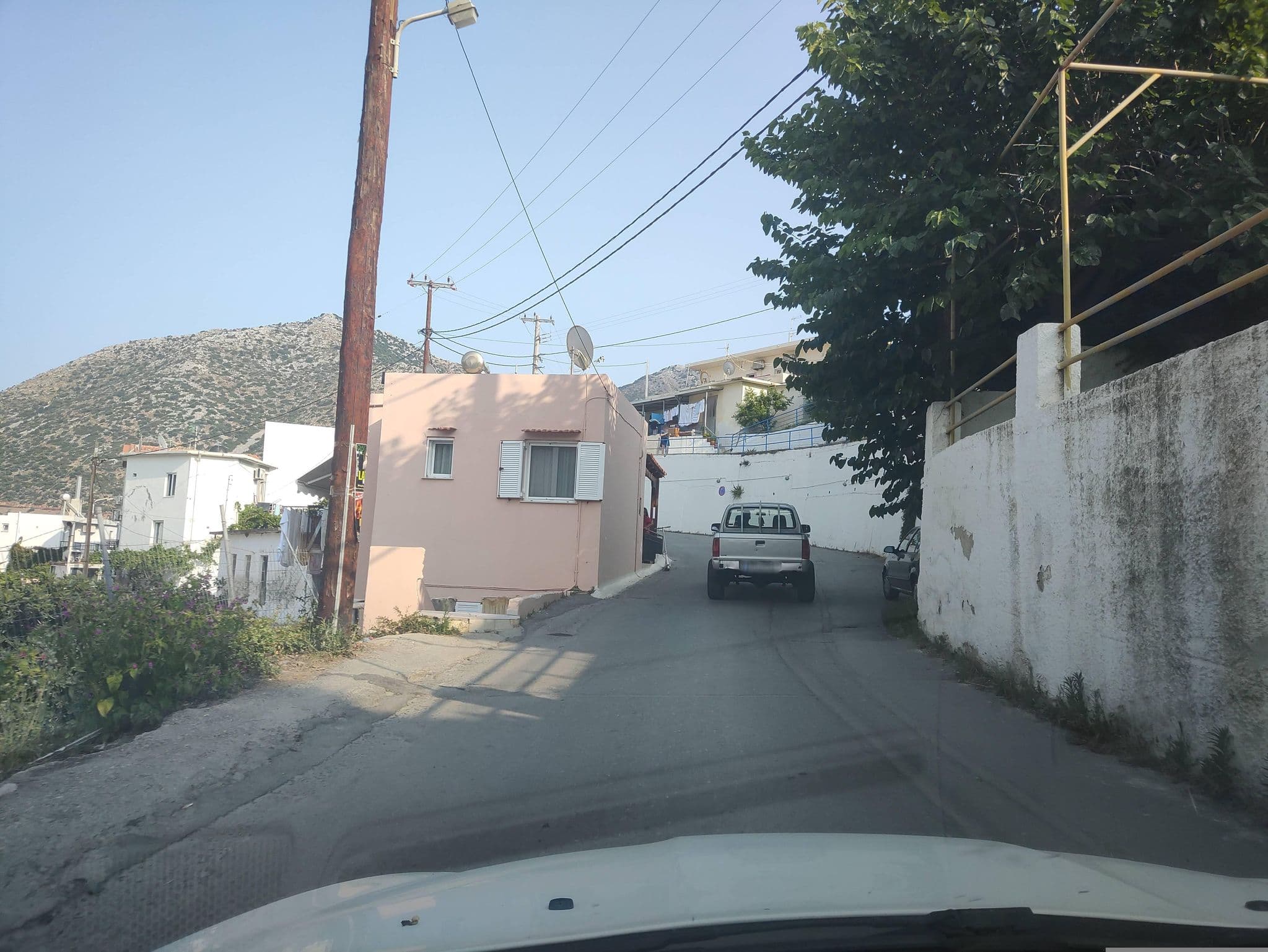 Street view near Athina Hotel, Zonianá — © stefan4614 (CC BY-SA · Mapillary)