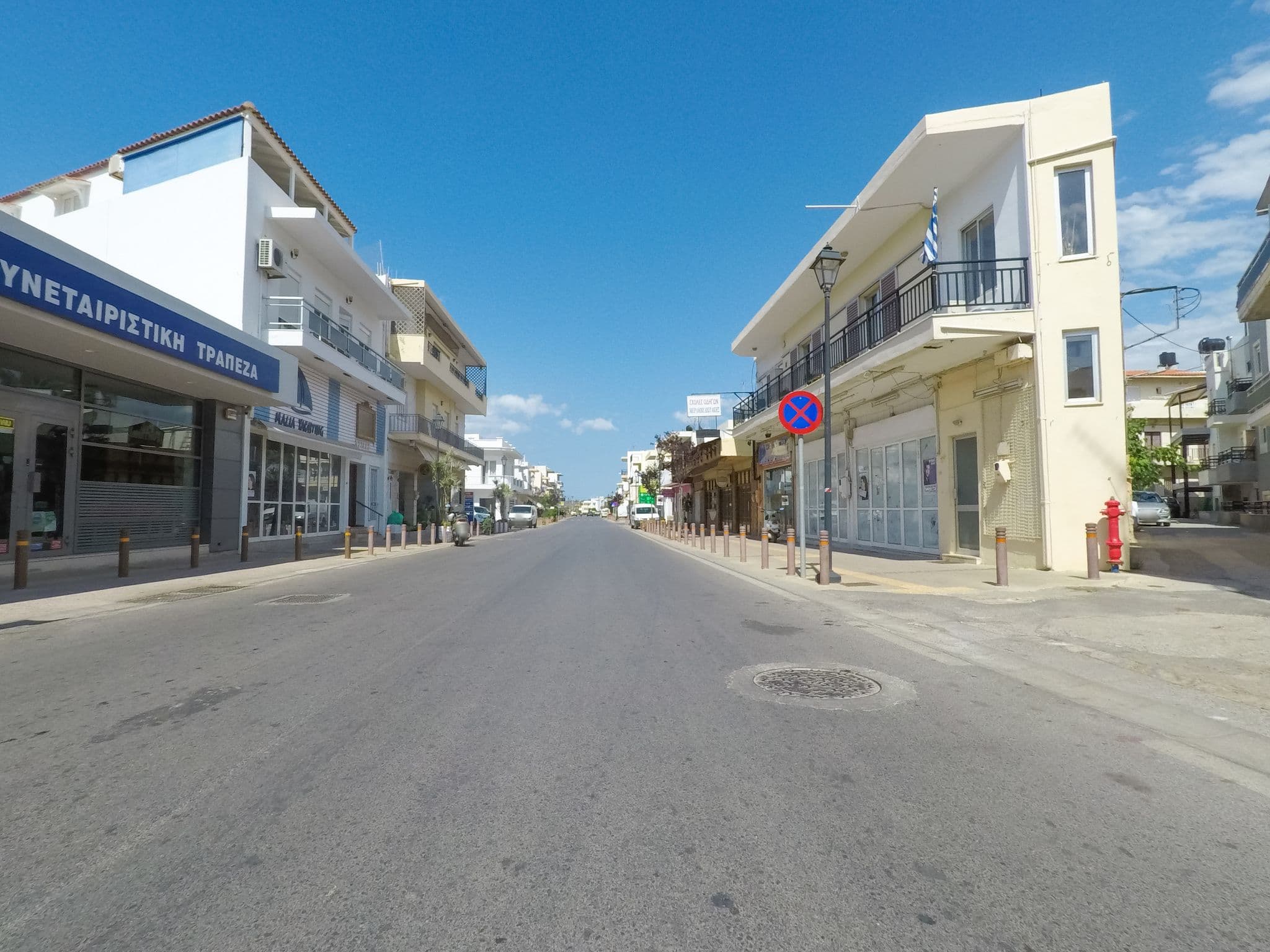 Street view near Theoni Apartments, Mália — © esario (CC BY-SA · Mapillary)
