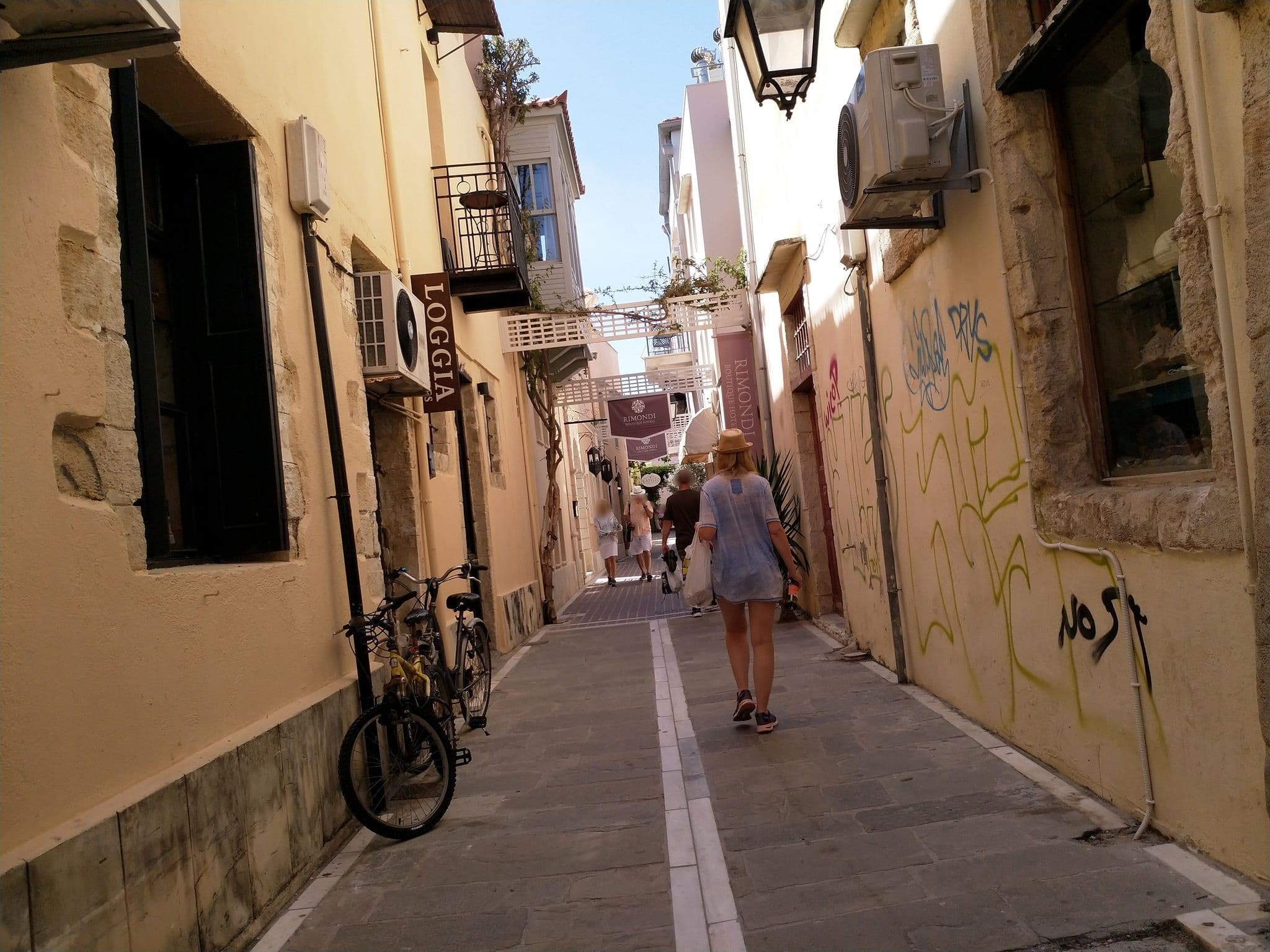 Street view near La Strada Traditional Hotel Ρέθυμνο, Rethymno — © grkpete (CC BY-SA · Mapillary)