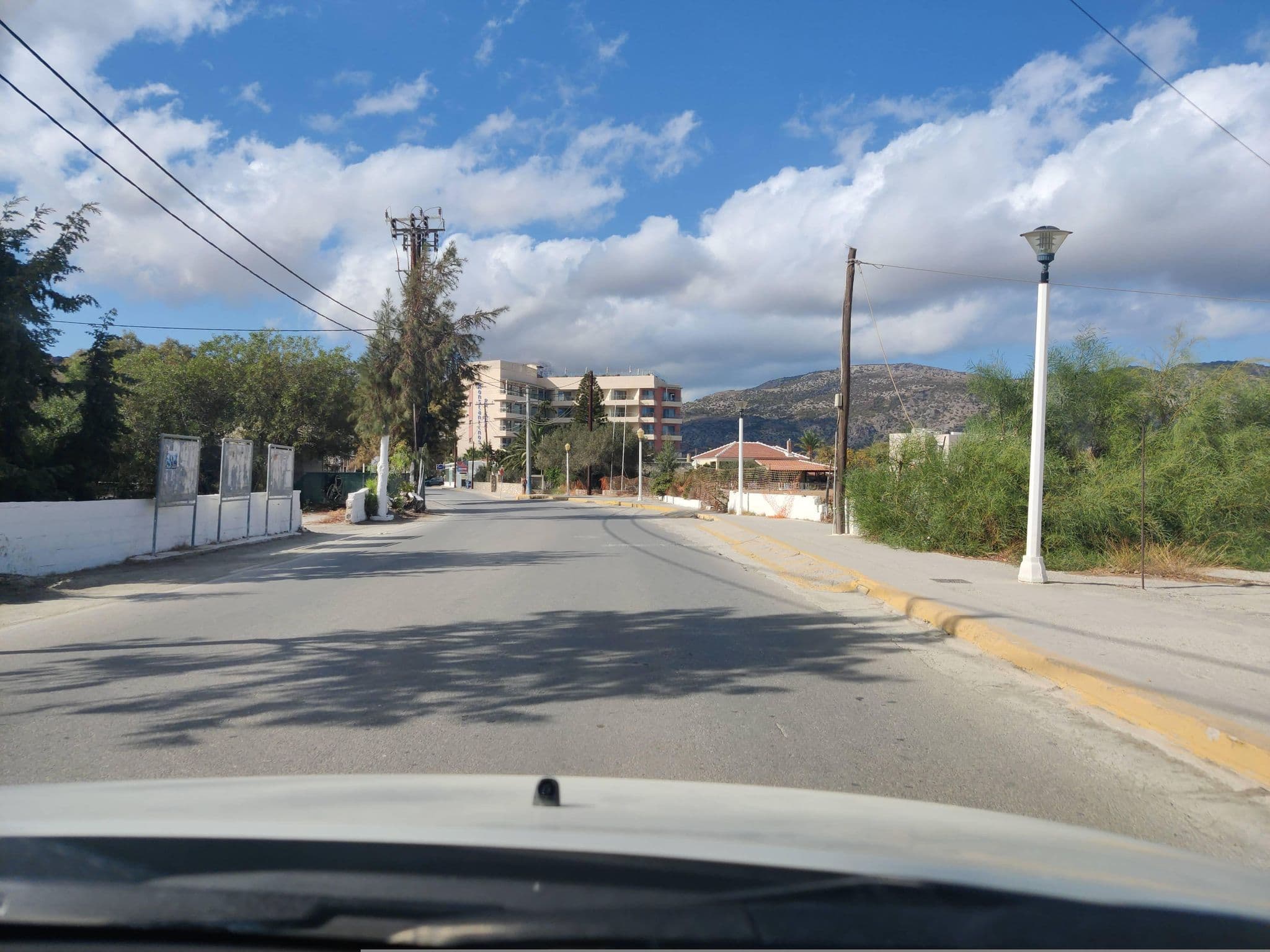 Street view near potideon mare, Karpathos — © kietlak (CC BY-SA · Mapillary)
