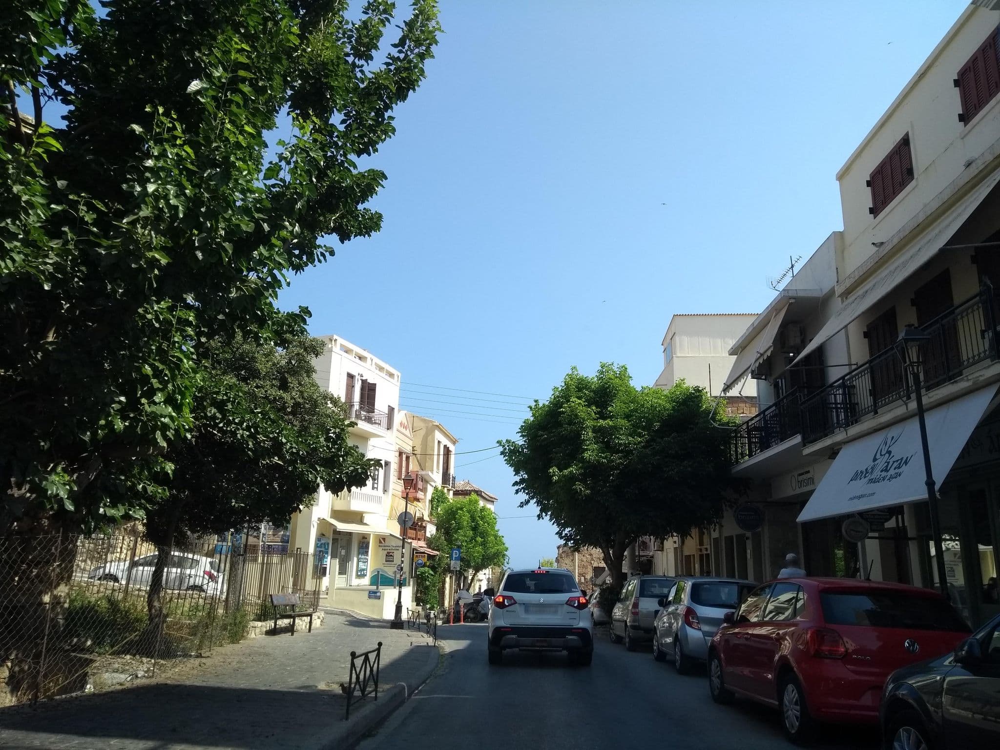 Street view near Nival Luxury Suites, Chaniá — © thetornado76 (CC BY-SA · Mapillary)