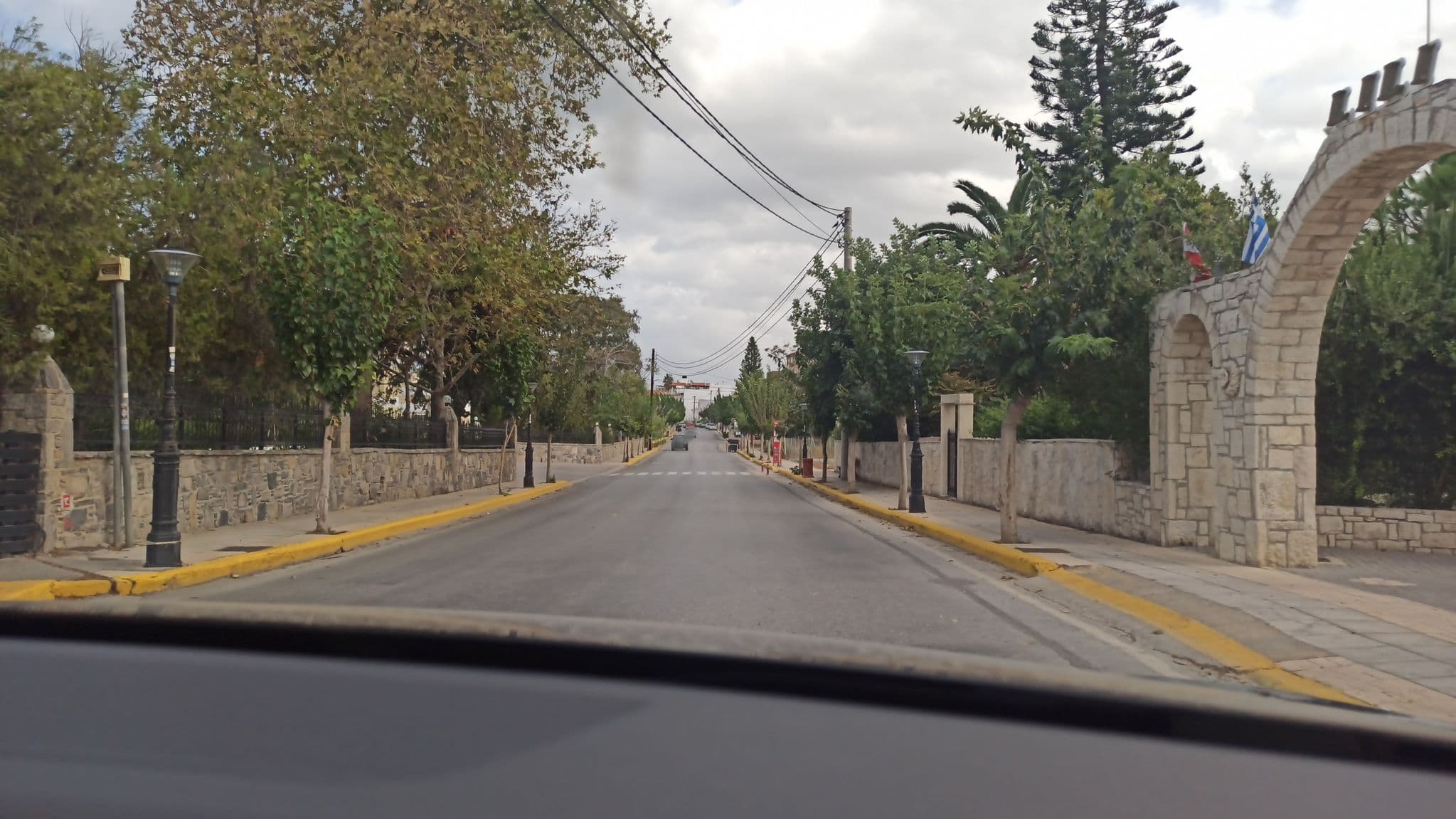 Street view near Lili Hotel, Gázi — © siti (CC BY-SA · Mapillary)