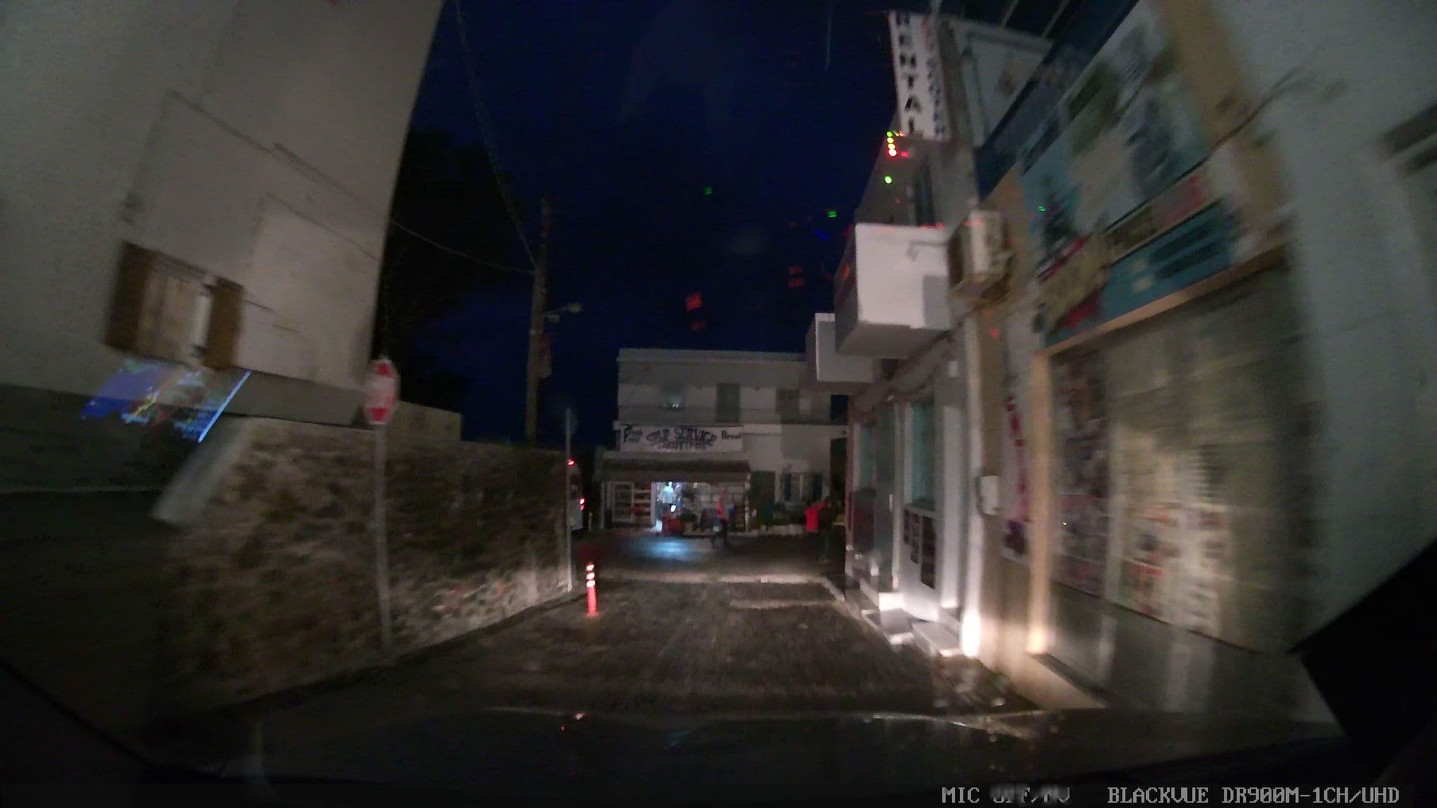 Street view near Lignos Hotel, Firá — © jthnz (CC BY-SA · Mapillary)