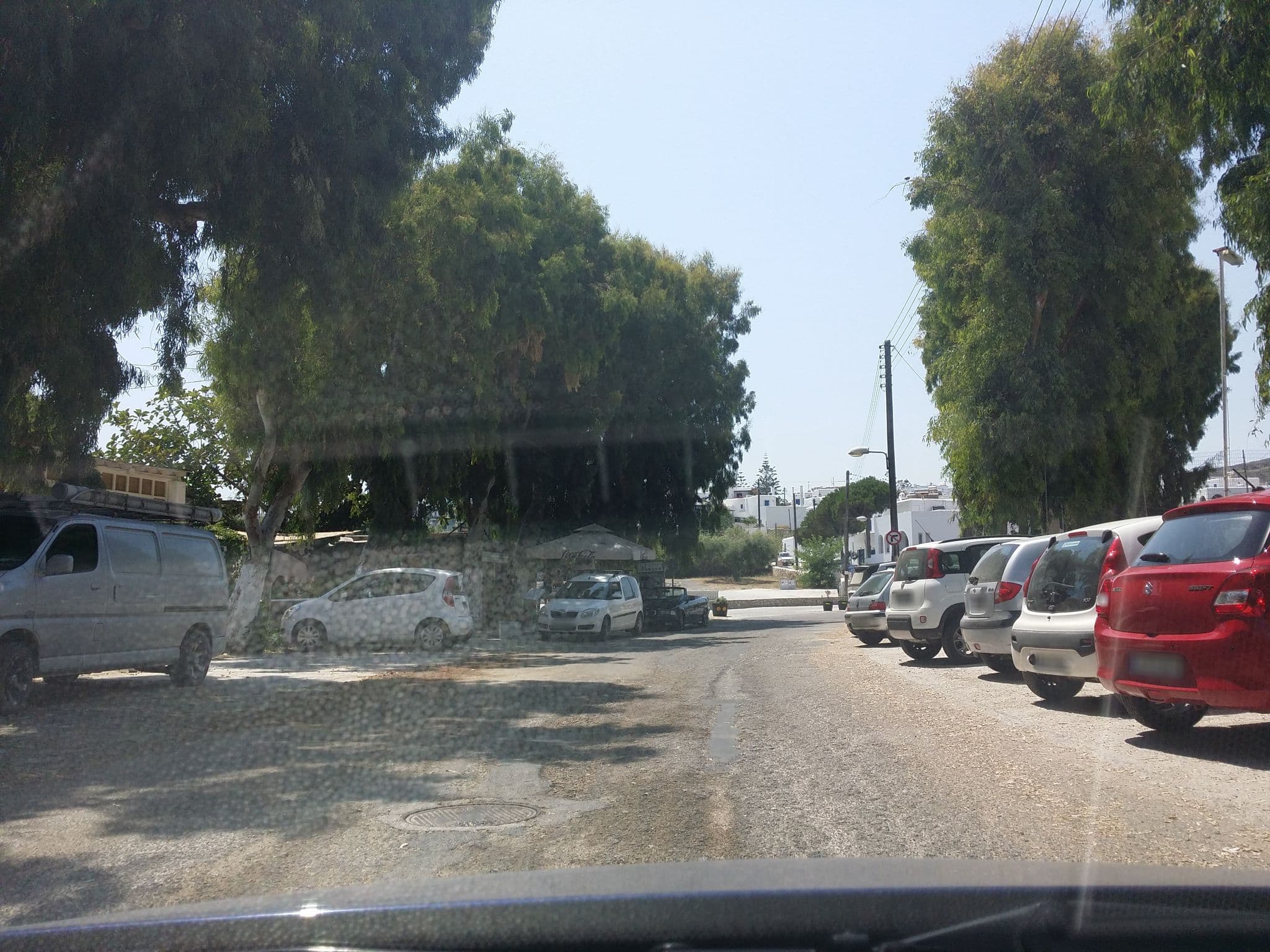 Street view near Leonardo's Appartments, Páros — © pppetros (CC BY-SA · Mapillary)