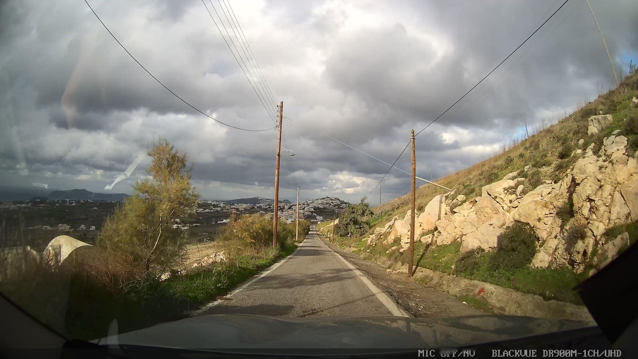 Street view near Zatrikion Santorini Villas, Emporeío — © jthnz (CC BY-SA · Mapillary)