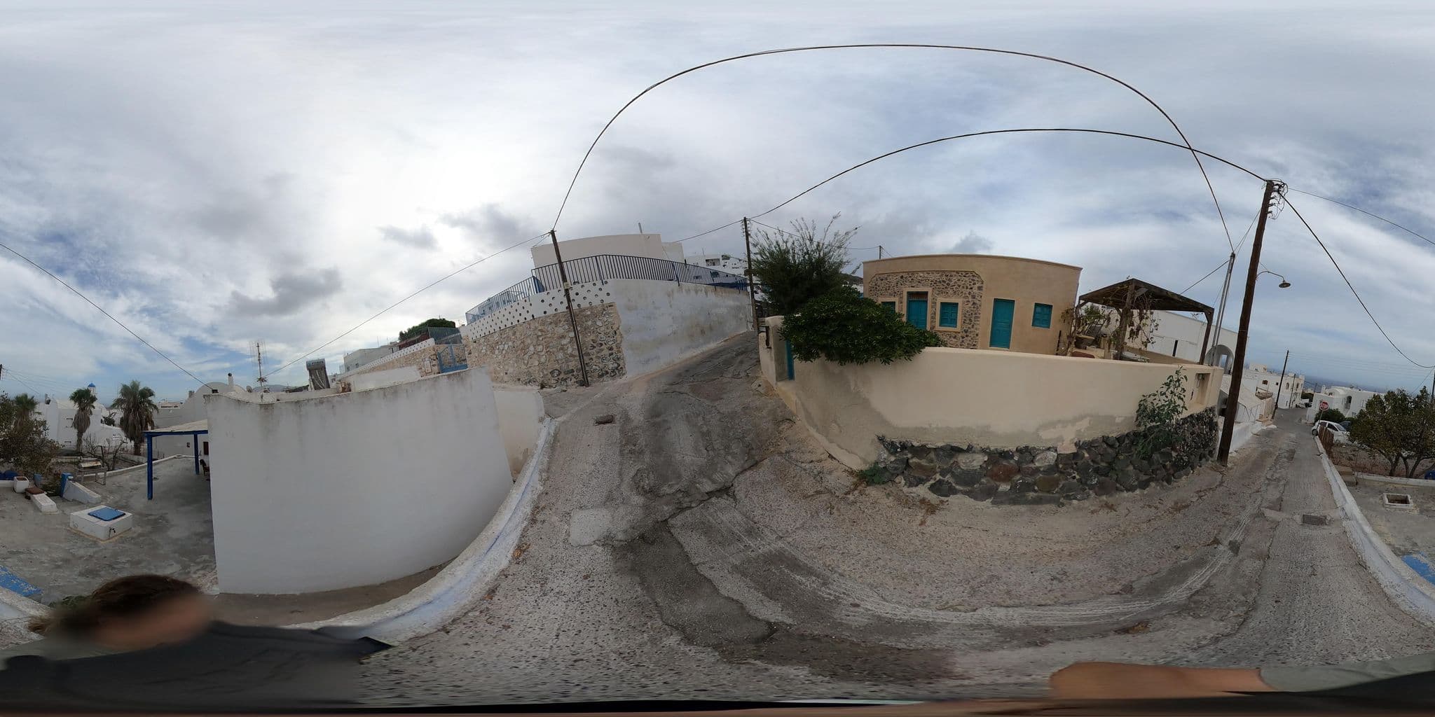 Street view near Verde Cave Villa, Firá — © efikour (CC BY-SA · Mapillary)
