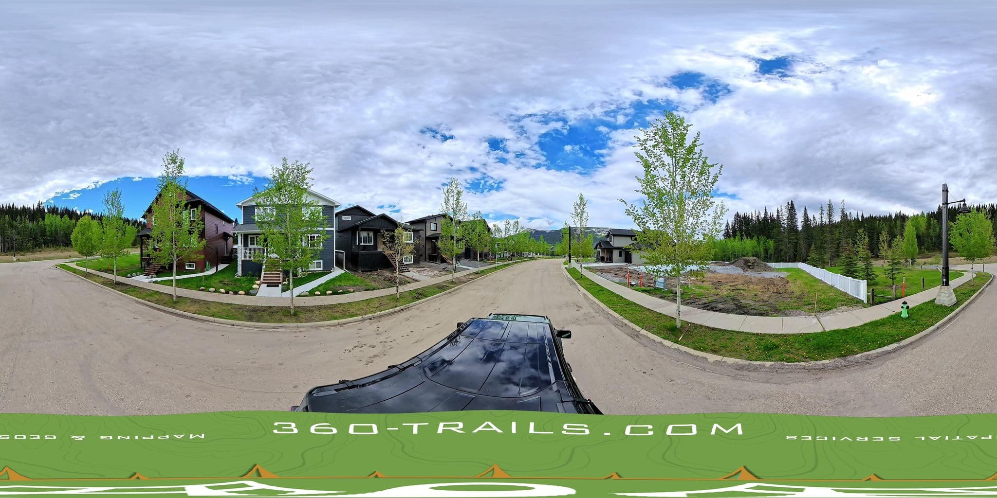 Street view near Baba Jaga Chalet, Golden
