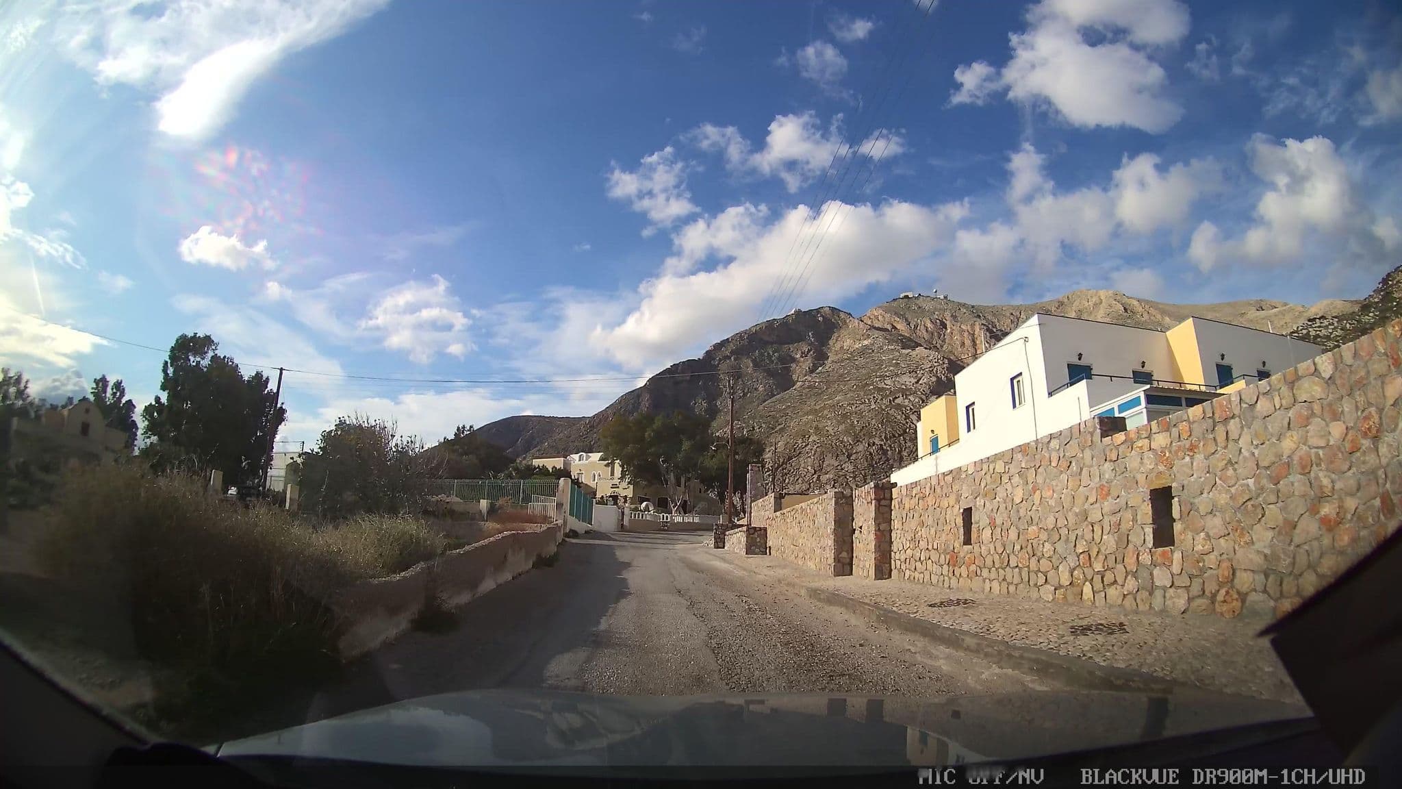 Street view near Marianna Hotel, Emporeío — © jthnz (CC BY-SA · Mapillary)
