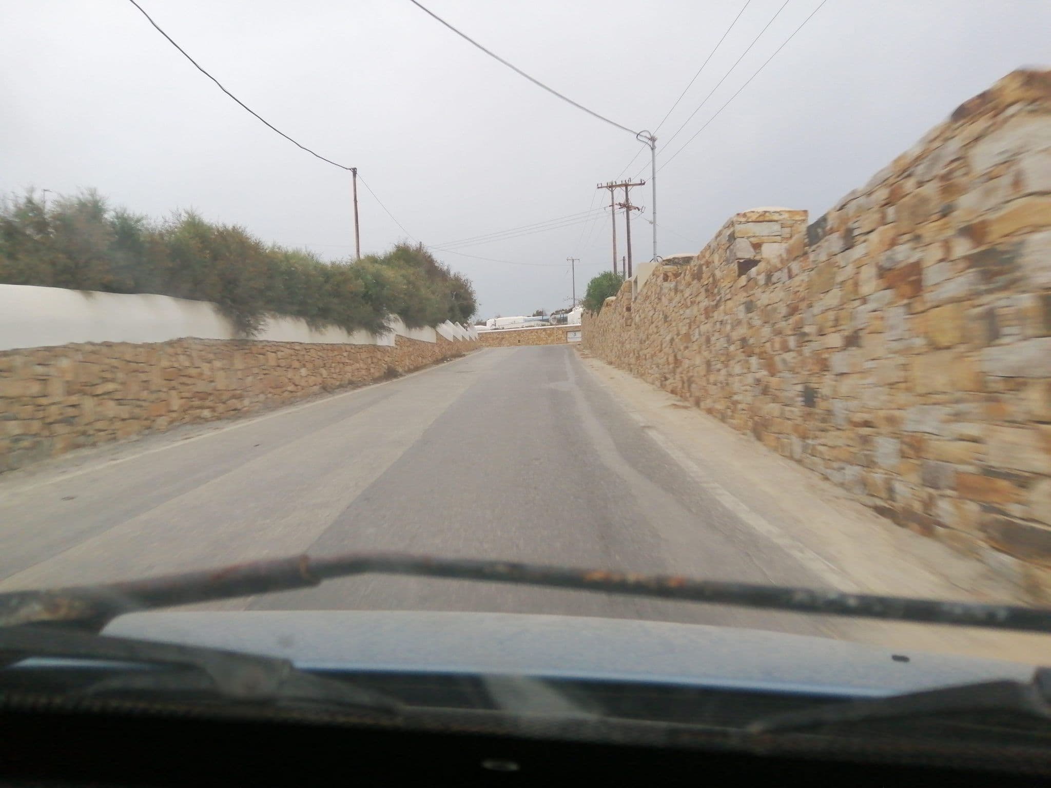 Street view near Kouros Art Hotel, Náxos — © UrbanRepair (CC BY-SA · Mapillary)