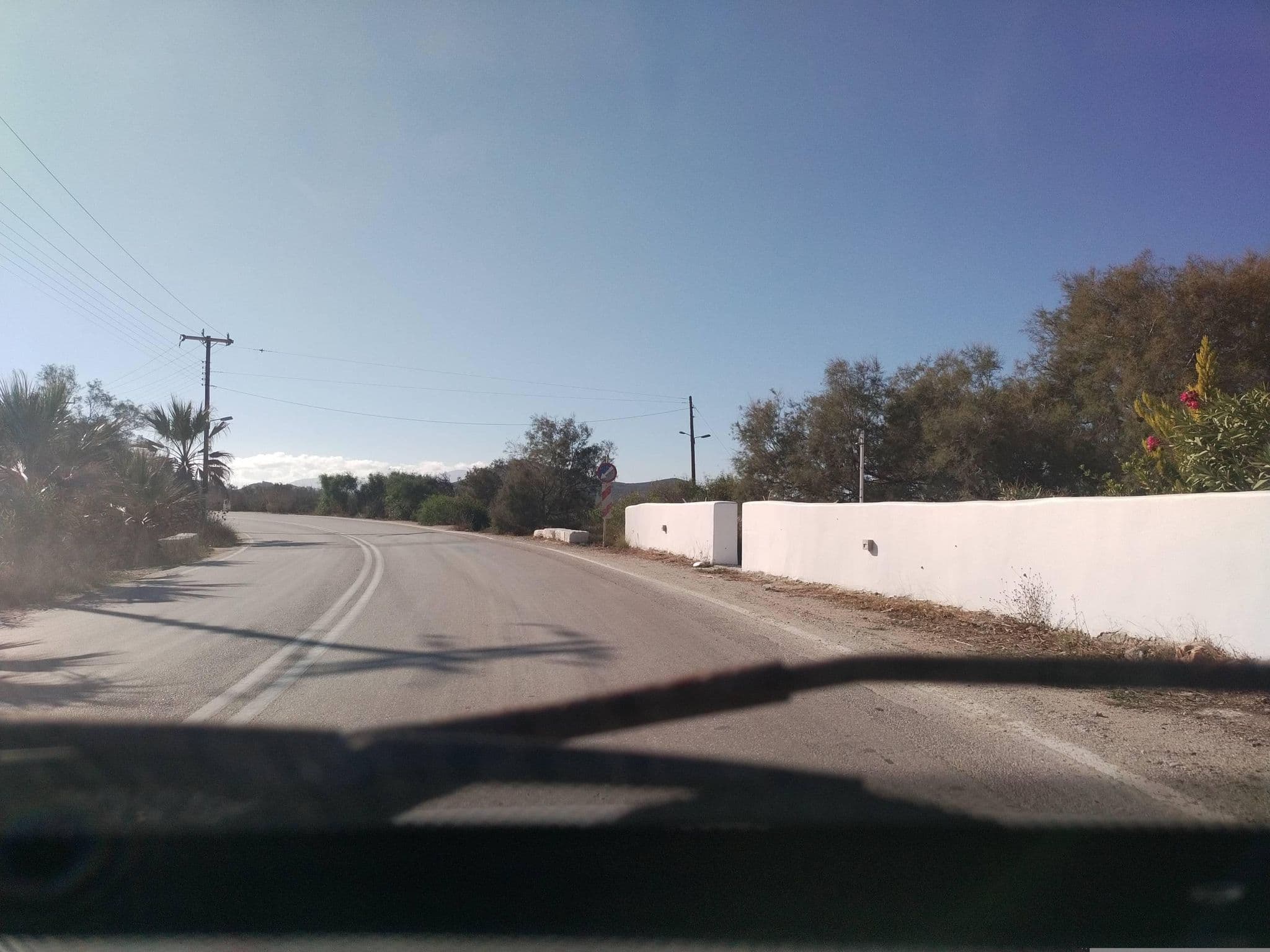 Street view near Crystal Mare Suites, Náxos — © Bordkatze (CC BY-SA · Mapillary)