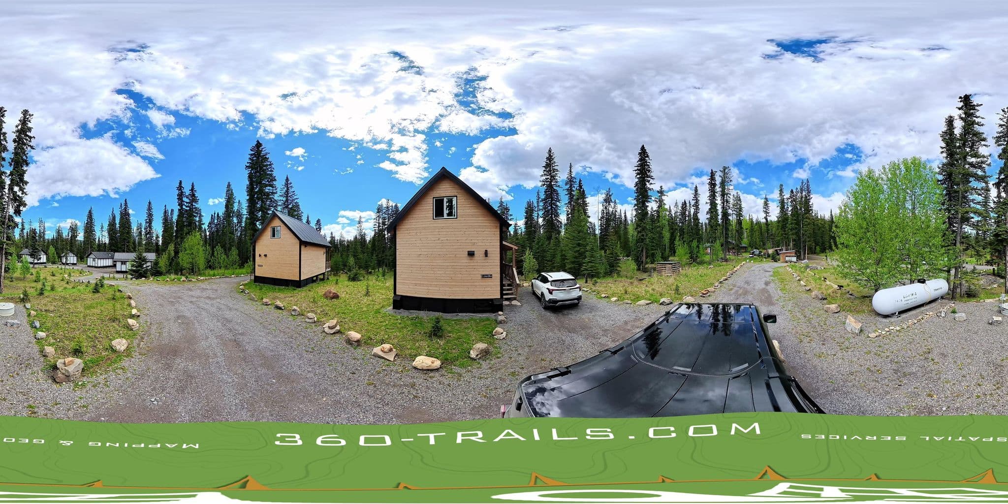 Street view near Expanse Cottages, Golden