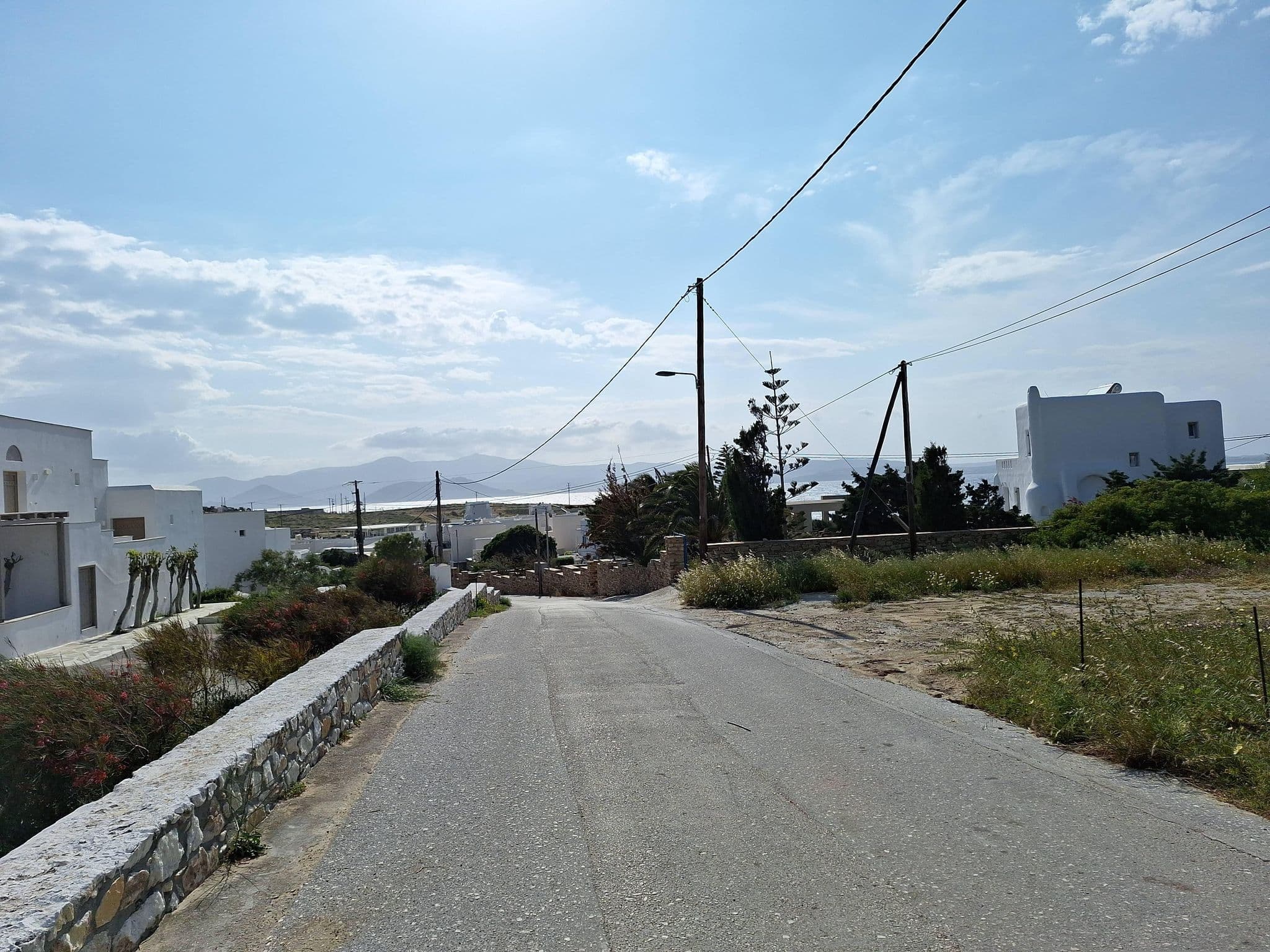 Street view near Lianos Village, Náxos — © UrbanRepair (CC BY-SA · Mapillary)