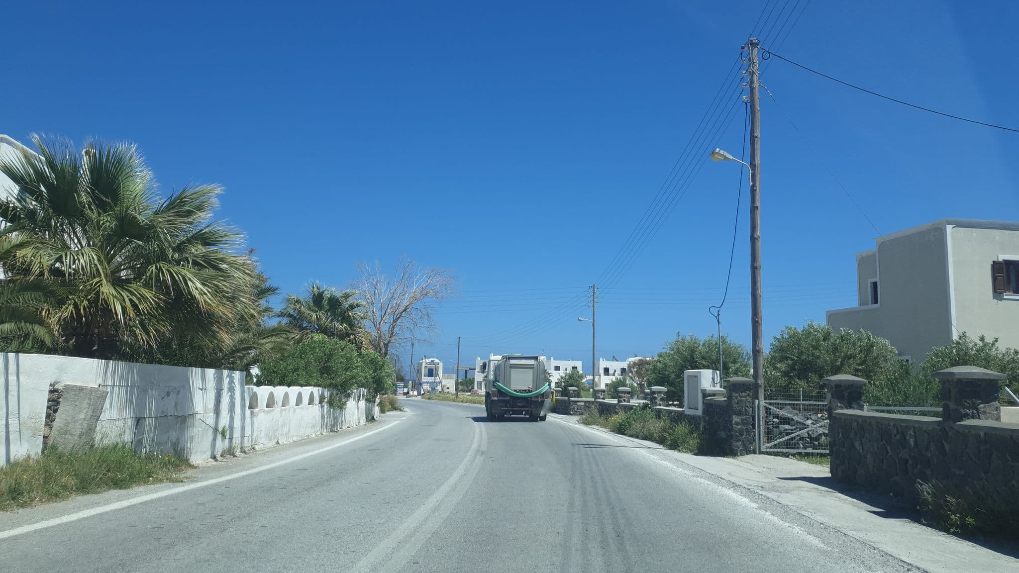 Street view near Bluelife, Emporeío — © giannis (CC BY-SA · Mapillary)
