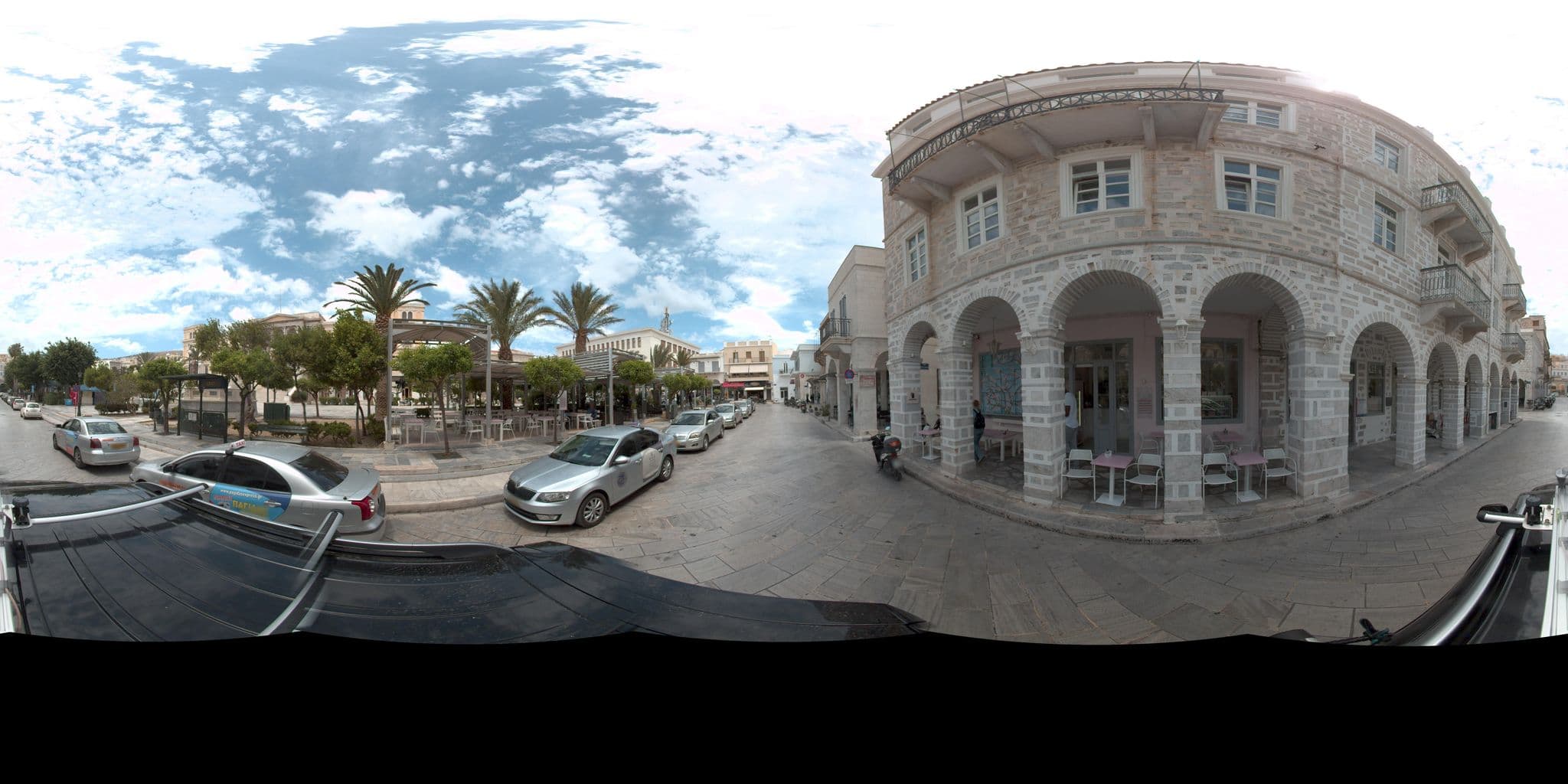 Street view near Syros Soul Suites, Ermoúpolis — © MarianPanagiotopoulou (CC BY-SA · Mapillary)