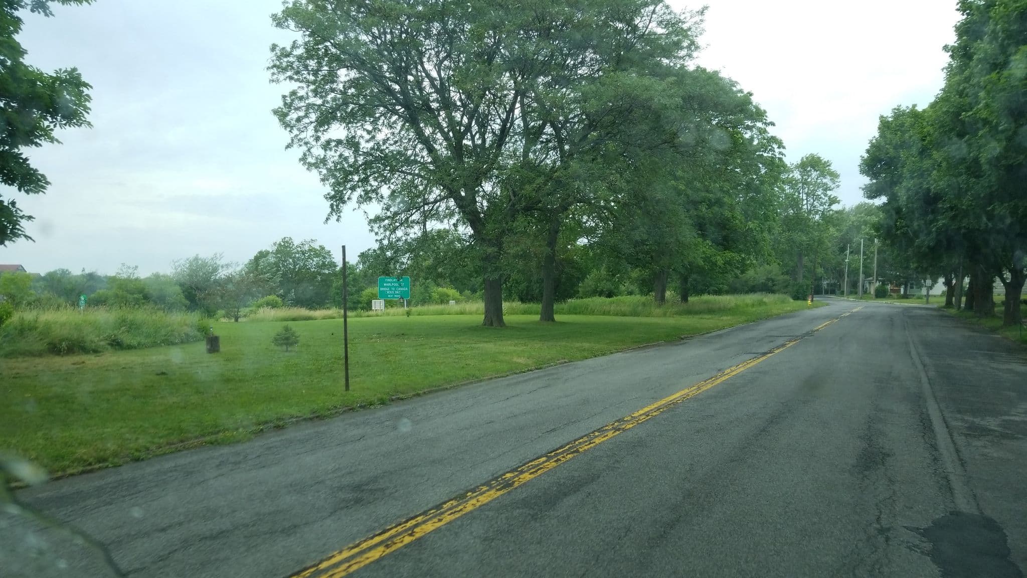 Street view near Gorge View Vacation Home Lower Level, Niagara Falls — © jbthemilker (CC BY-SA · Mapillary)