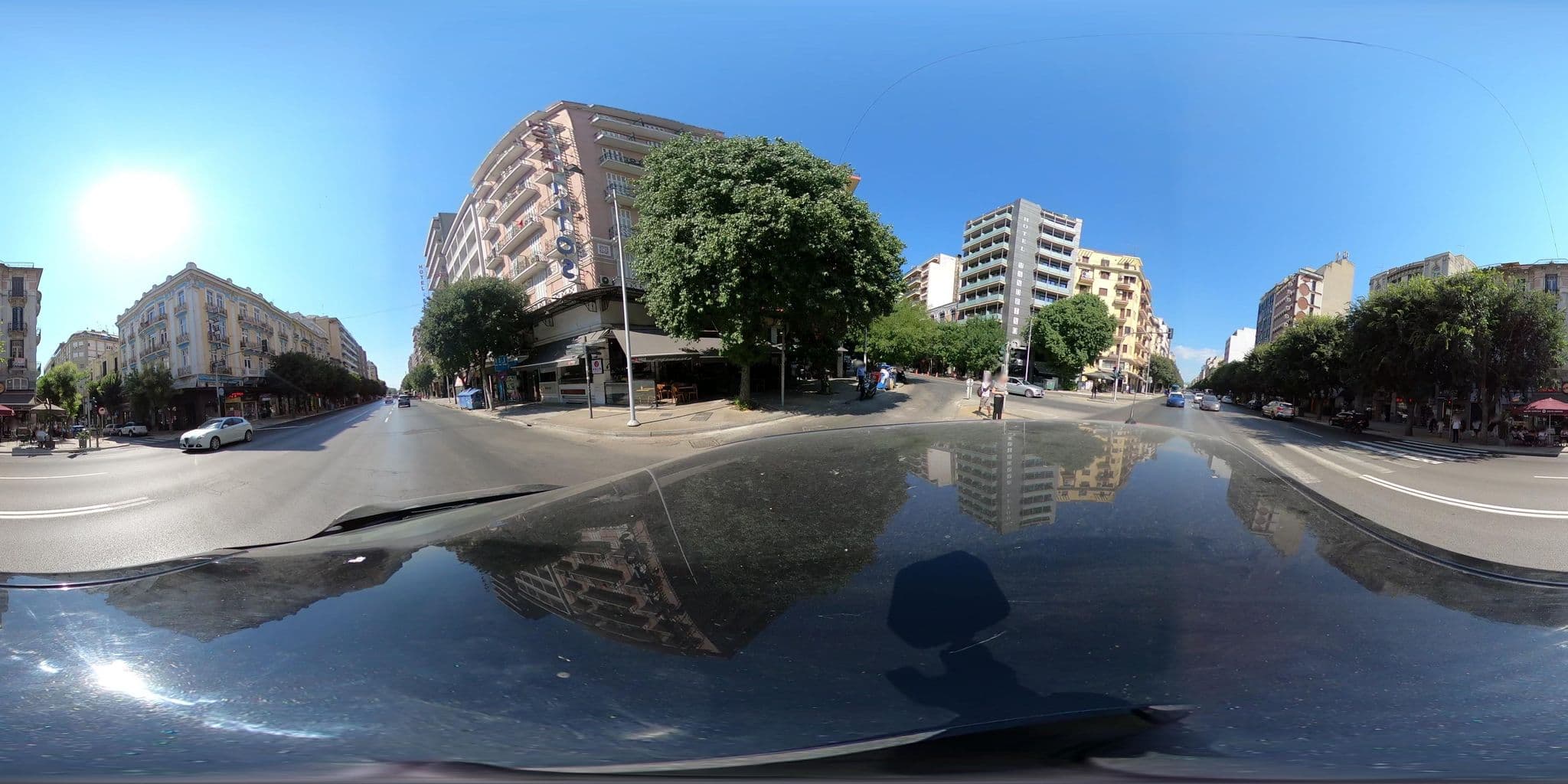 Street view near Hotel Ilios, Thessaloníki — © geraki (CC BY-SA · Mapillary)