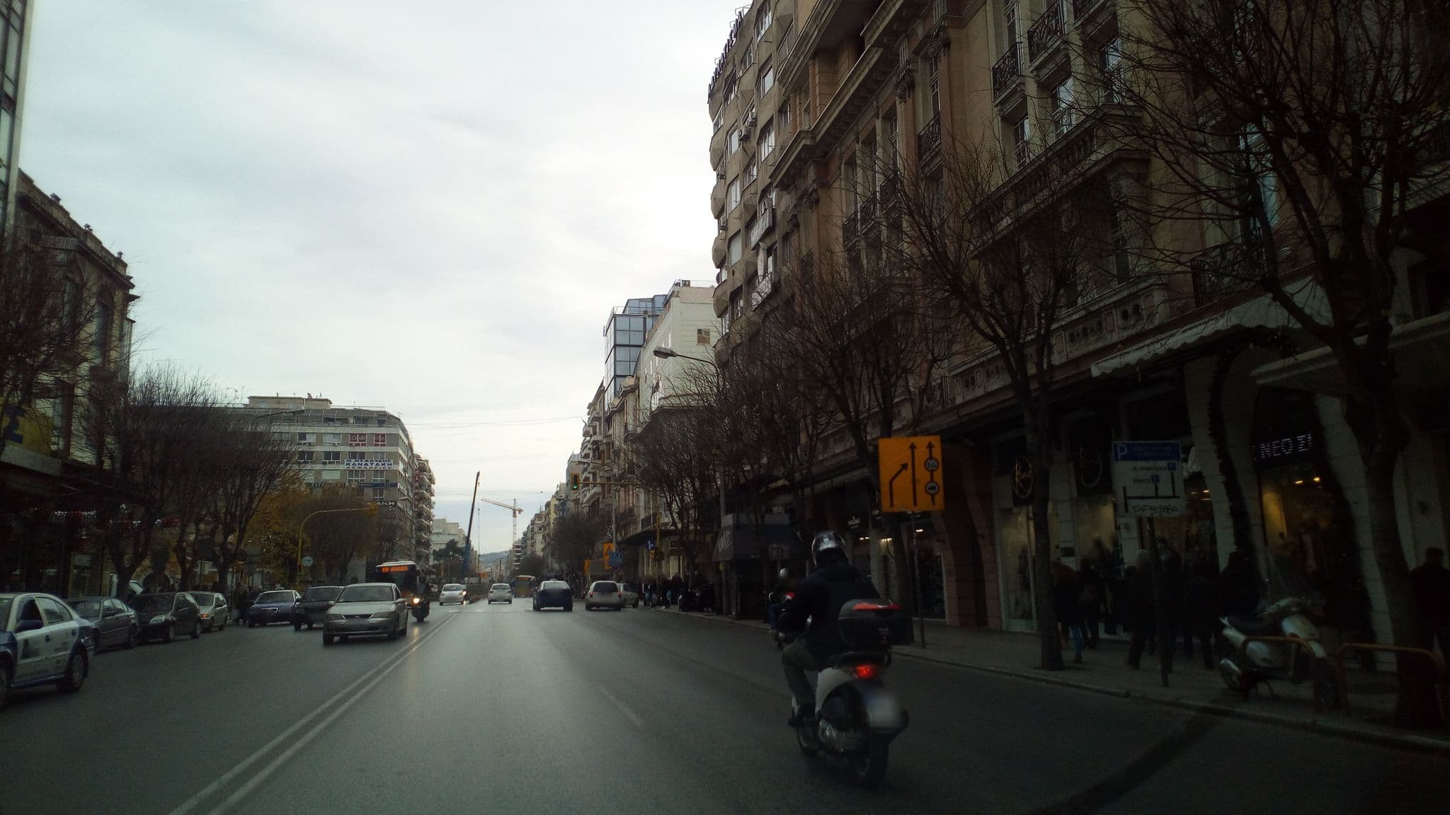 Street view near Hotel Εμπορικον, Thessaloníki — © skarmoutsosv (CC BY-SA · Mapillary)