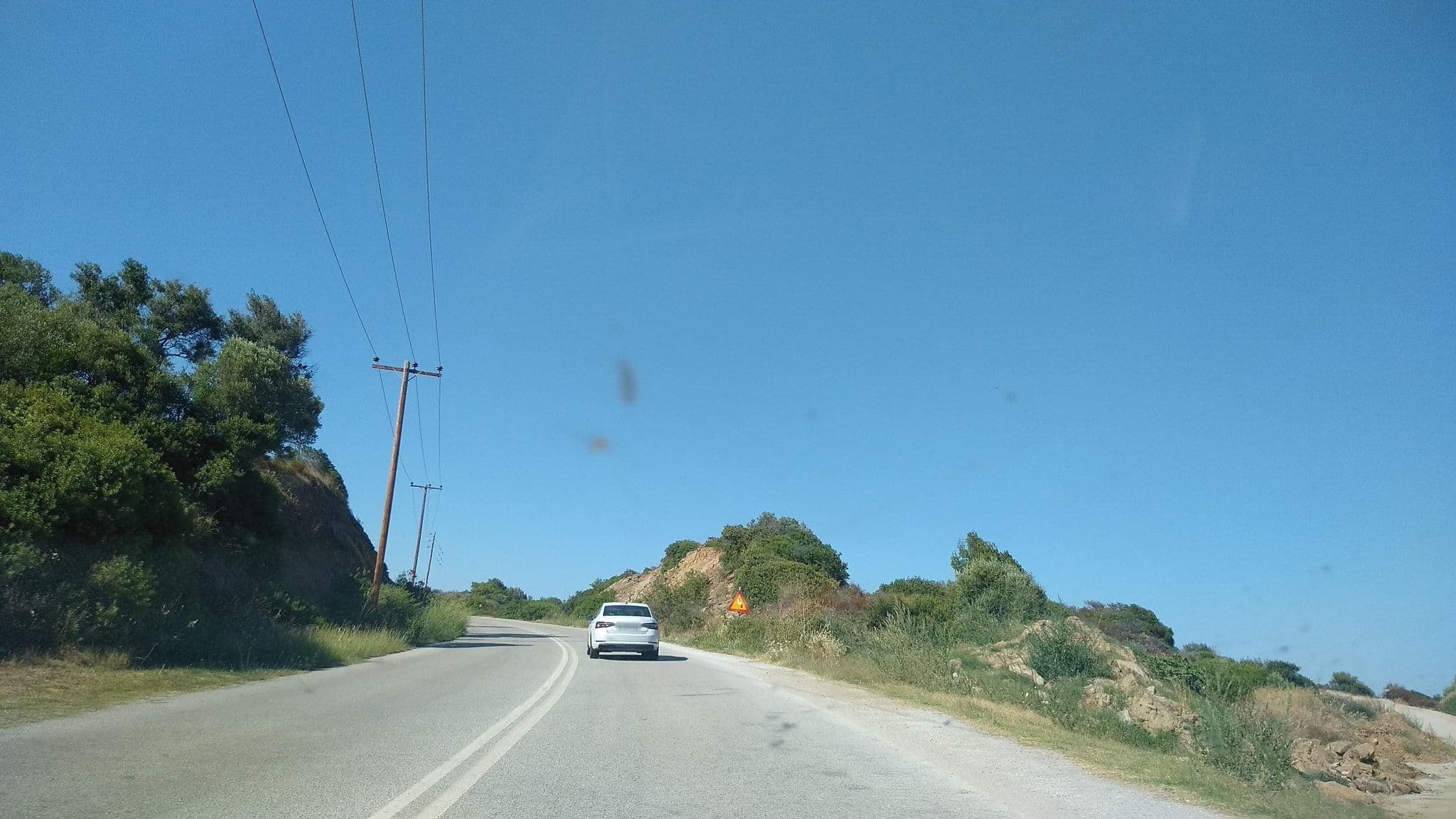 Street view near 4 You Residence, Níkiti — © tavi (CC BY-SA · Mapillary)