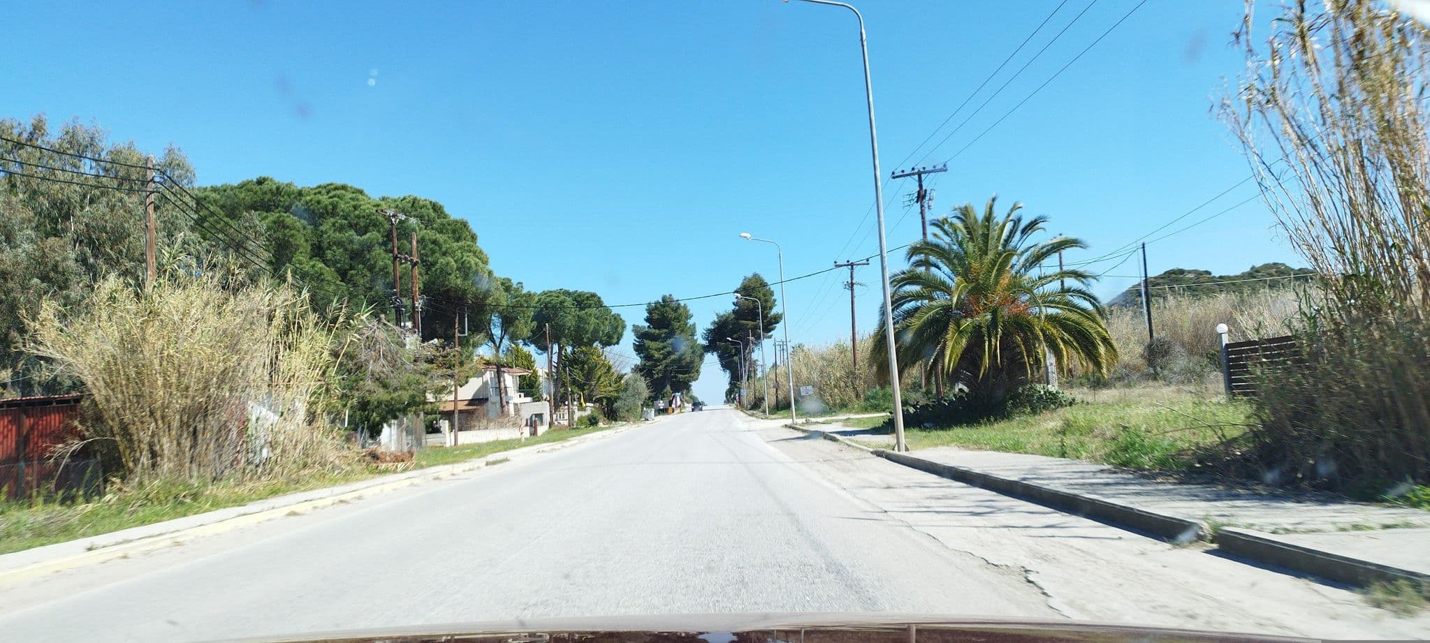 Street view near Villa Orfeas, Pefkochóri — © neau (CC BY-SA · Mapillary)