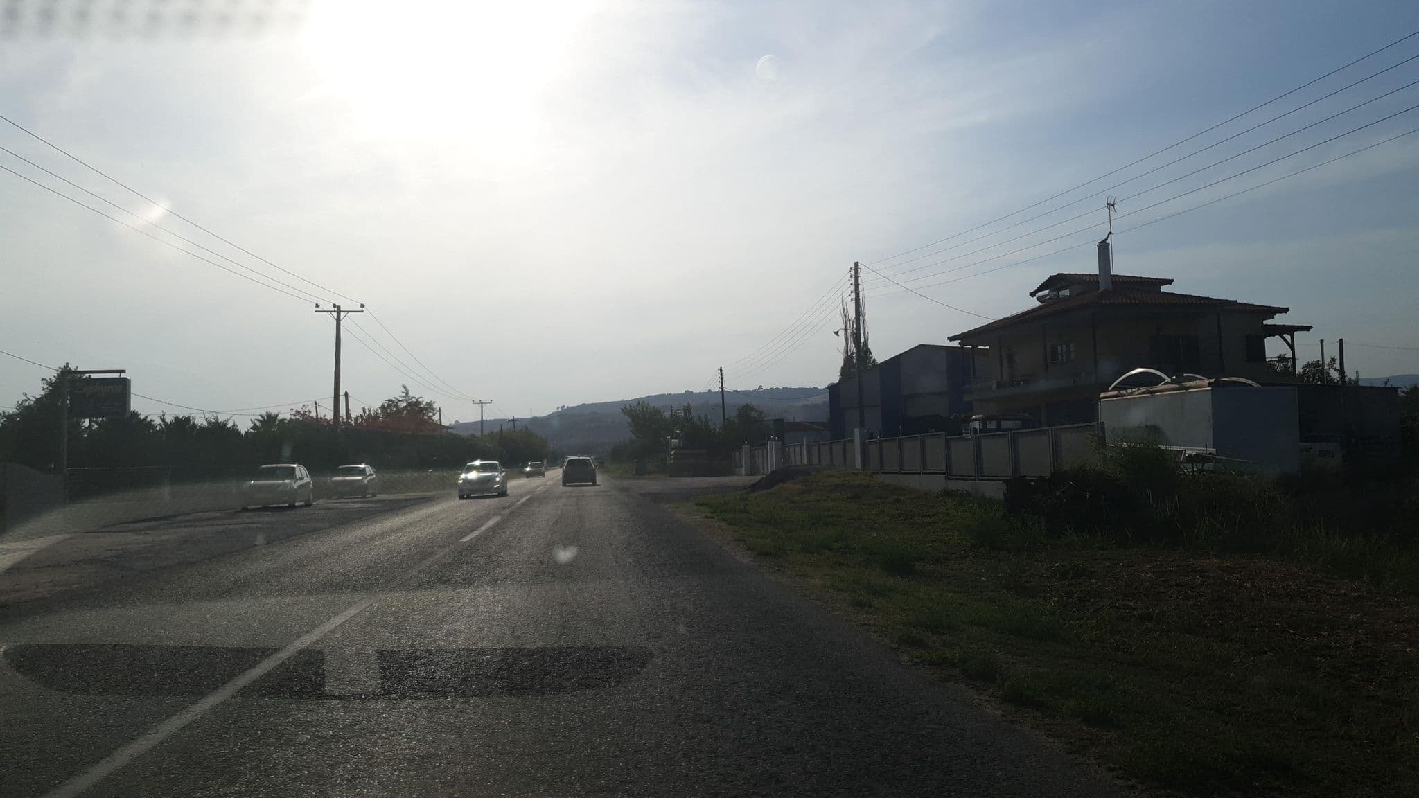 Street view near Zephyros Rooms, Níkiti — © yannakis (CC BY-SA · Mapillary)